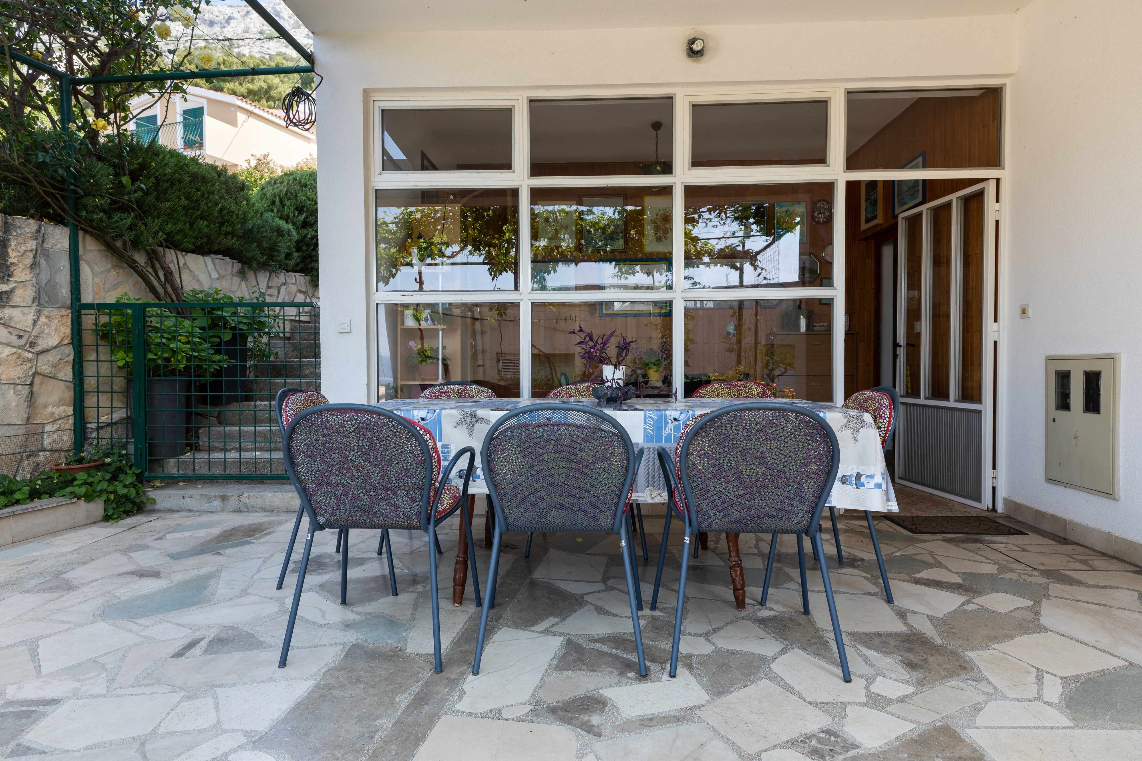 2-Zimmer-Ferienwohnung mit Terrasse und Meerblick Pisak, Omis A-5975-f