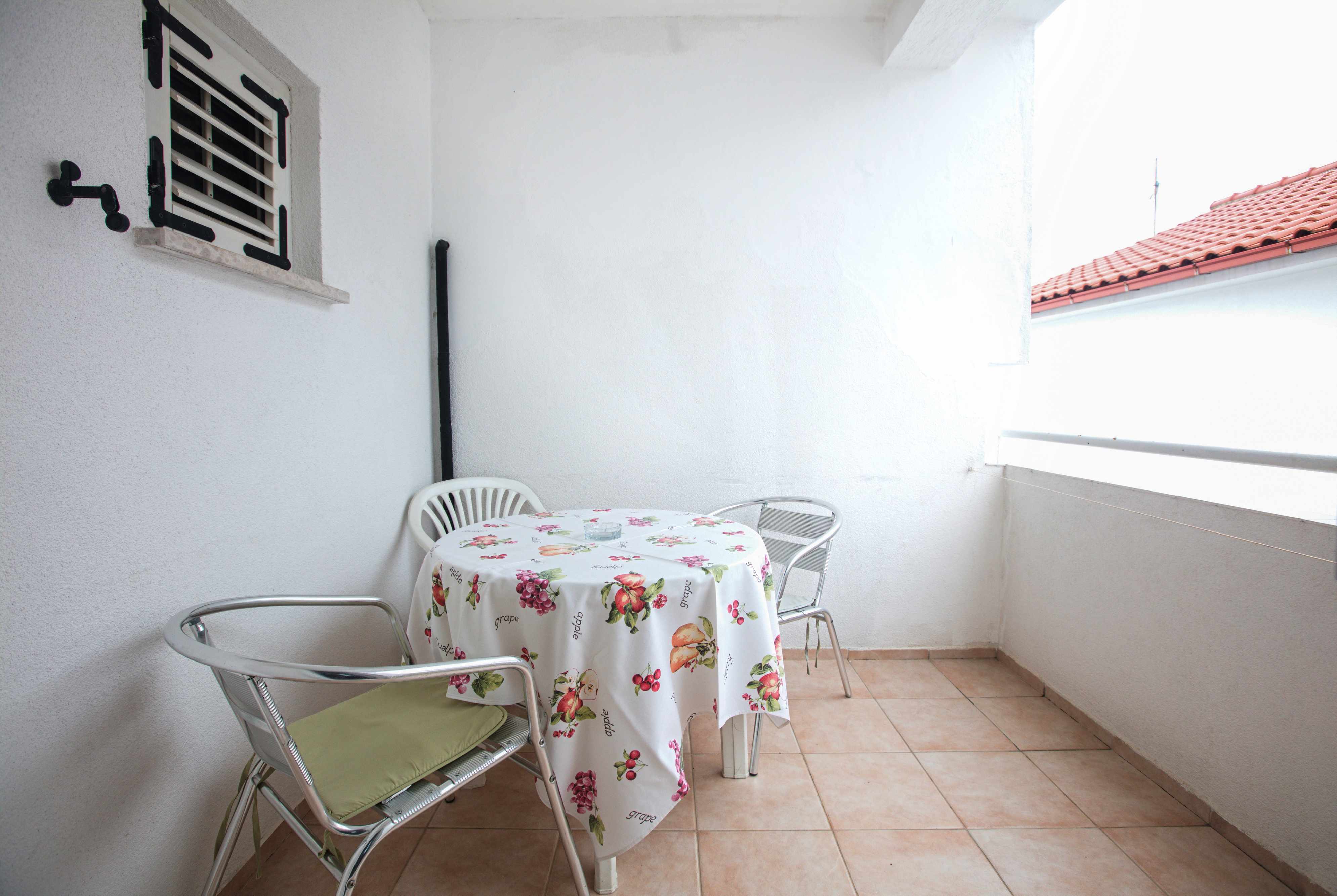 Studio Appartement mit Terrasse Pirovac (Sibenik) AS-15320-c