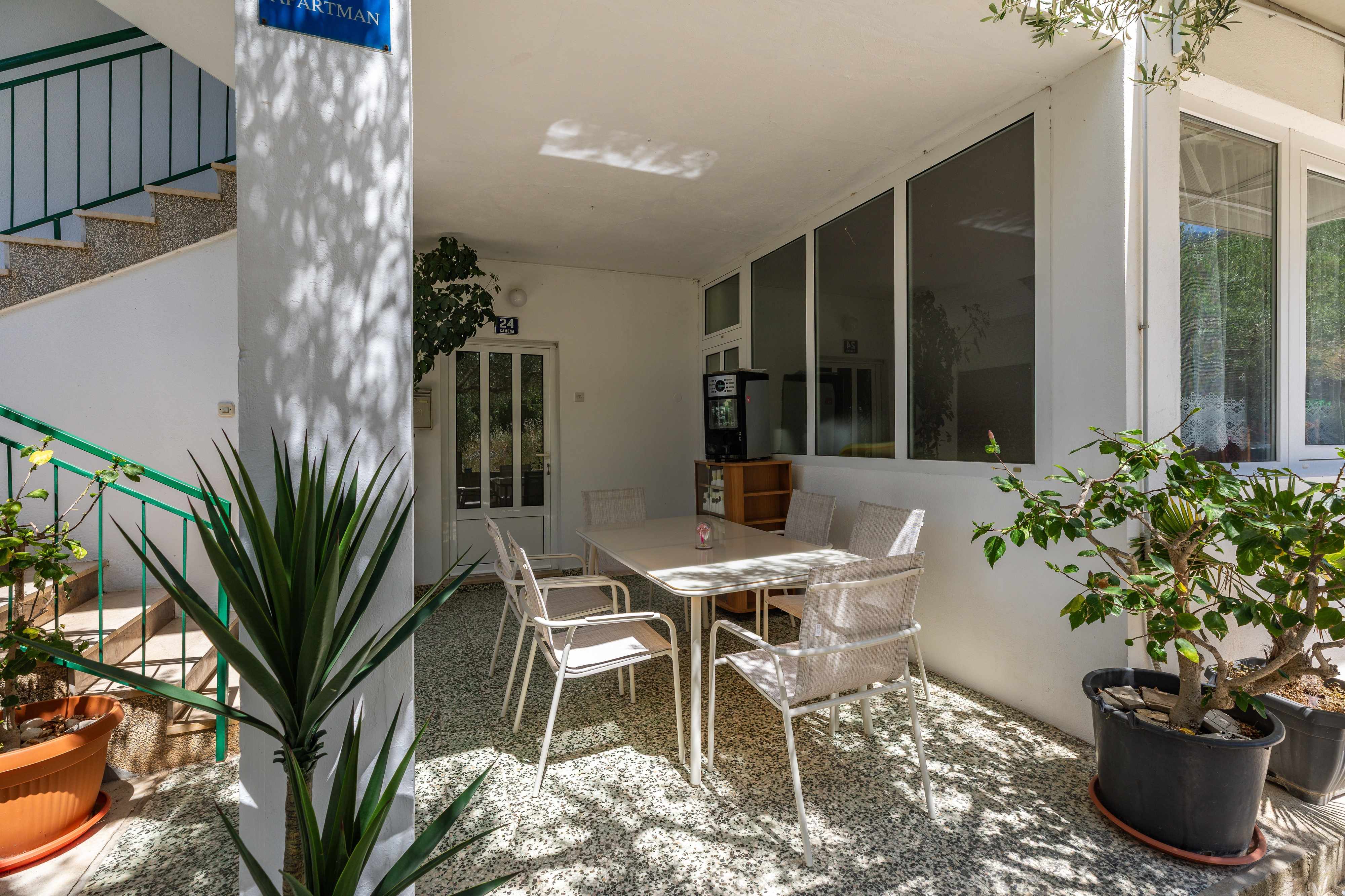 1-Zimmer-Ferienwohnung mit Terrasse Tucepi, Makarska A-22005-a