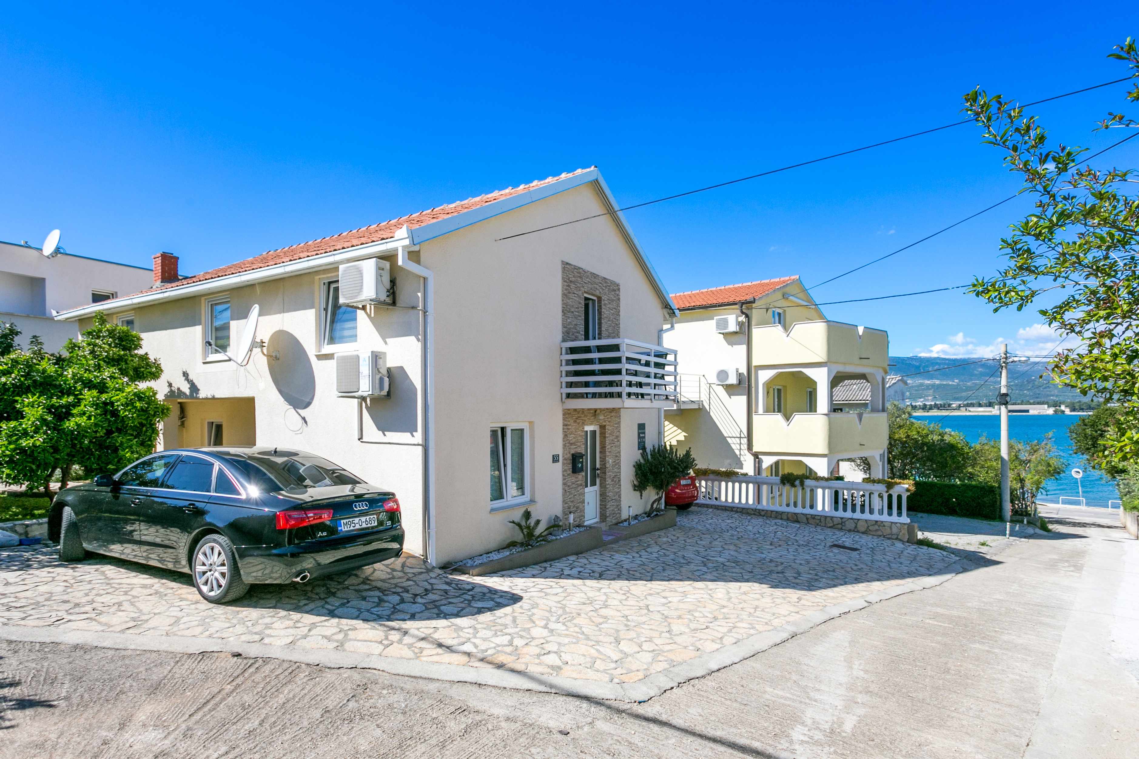 2-Zimmer-Ferienwohnung am Strand Mastrinka, Ciovo A-22956-a