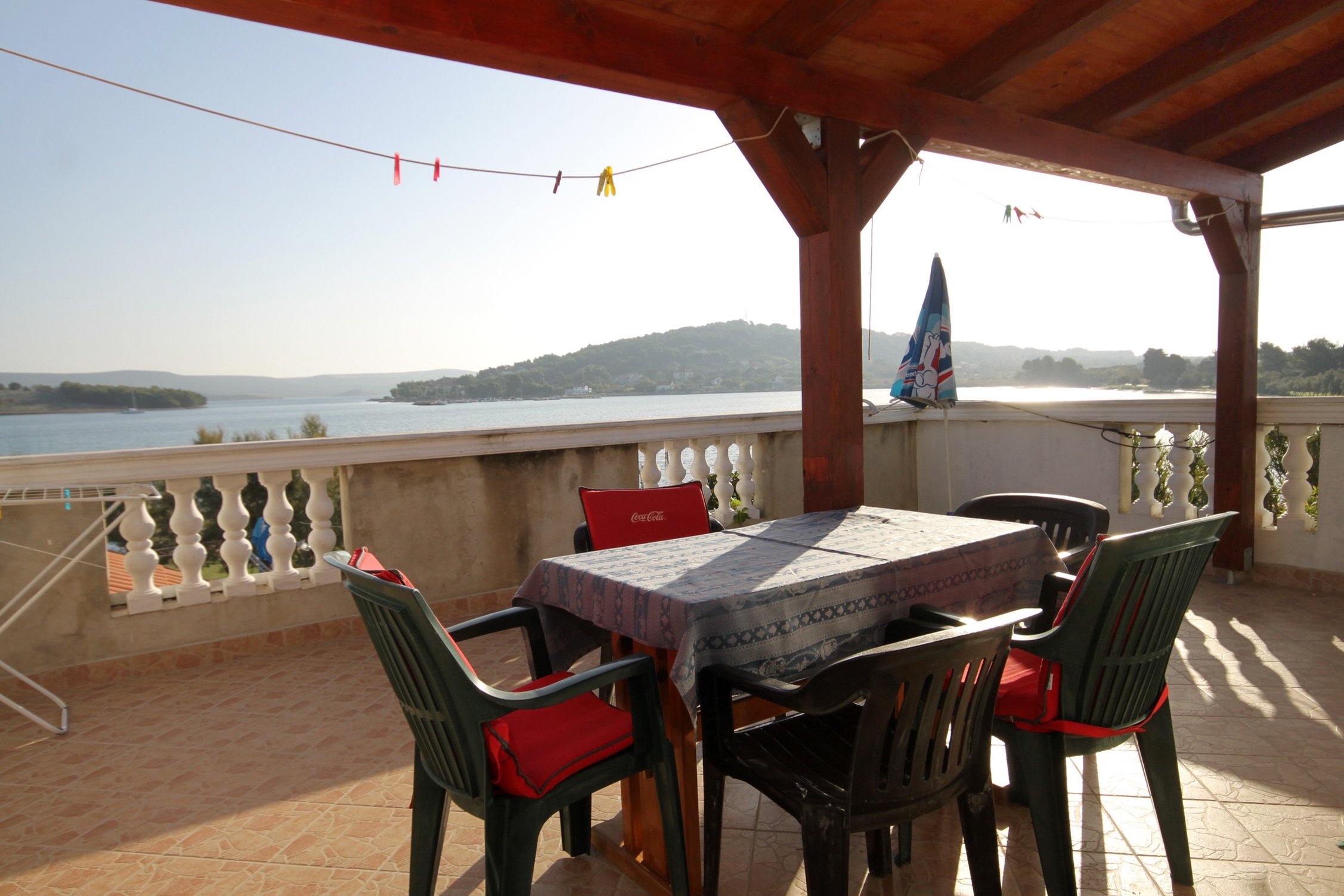 2-Zimmer-Ferienwohnung am Strand Mrljane (Pasman) A-319-a