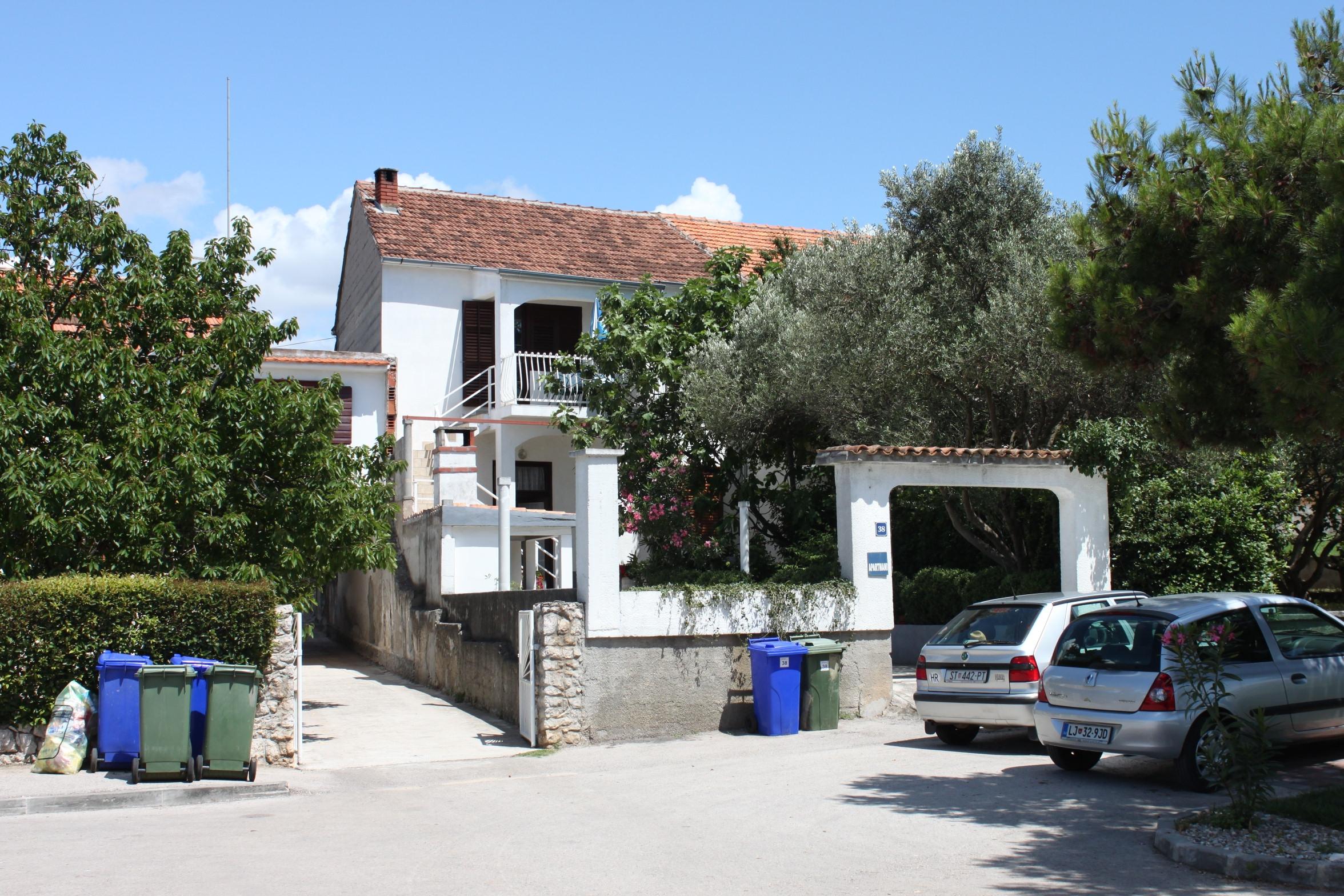 2-Zimmer-Ferienwohnung mit Terrasse und Meerblick Biograd na Moru, Bio