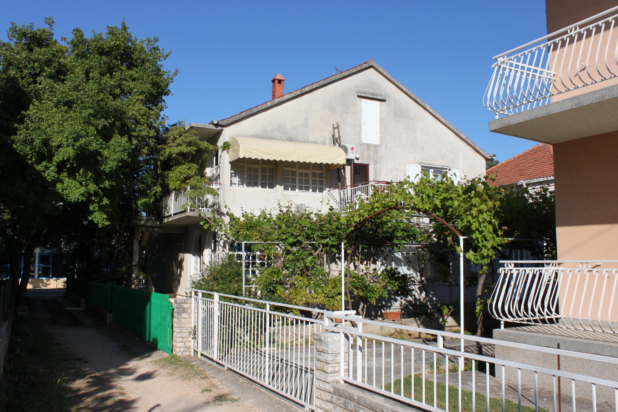 1-Zimmer-Ferienwohnung mit Terrasse Biograd na Moru, Biograd A-366-b