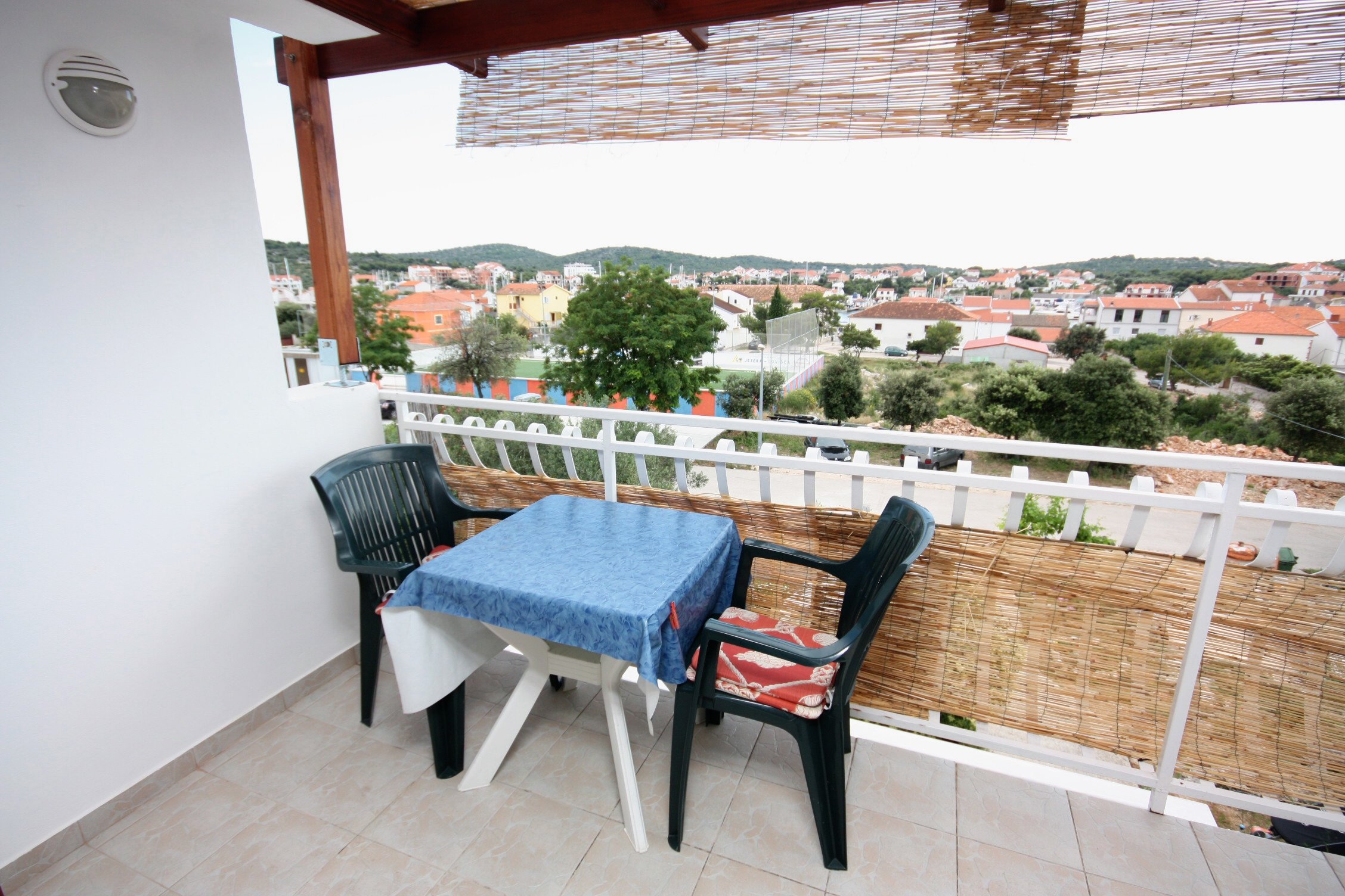 1-Zimmer-Ferienwohnung mit Terrasse Jezera, Murter A-5109-b