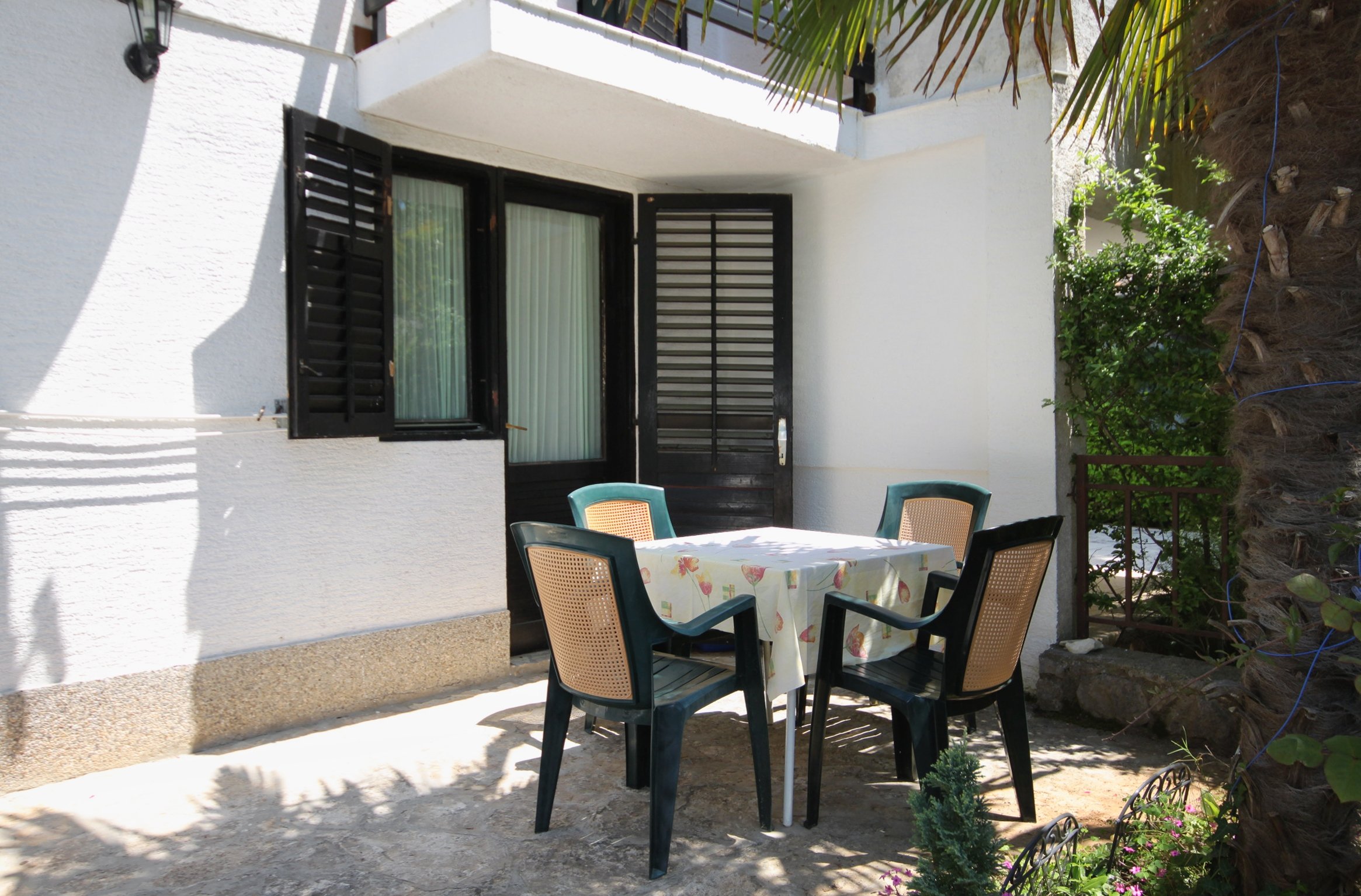 1-Zimmer-Ferienwohnung mit Terrasse Artatore, Losinj A-5377-b