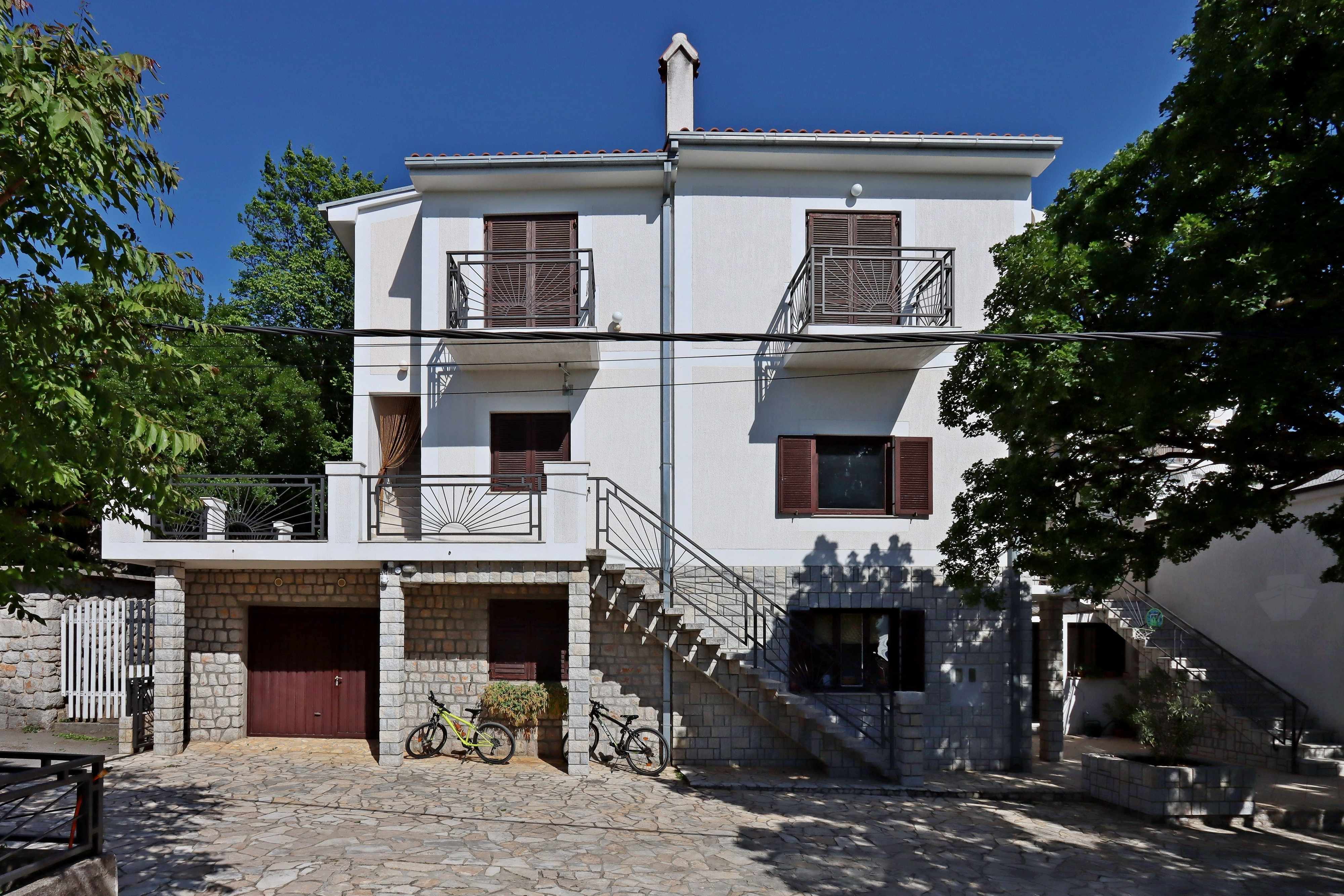 1-Zimmer-Ferienwohnung mit Terrasse Klenovica, Novi Vinodolski A-5580-