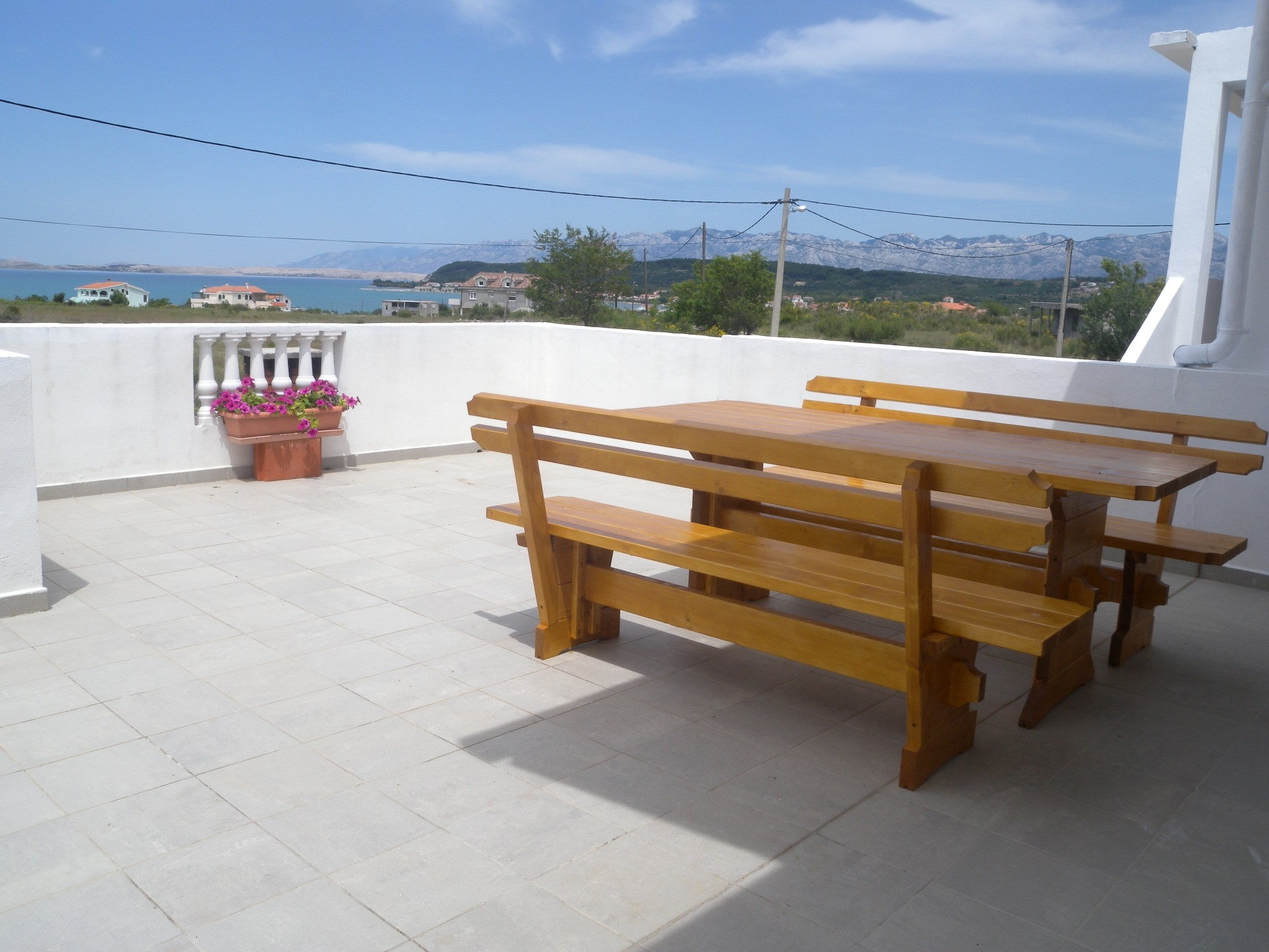3-Zimmer-Ferienwohnung mit Terrasse und Meerblick Ljubac, Zadar A-6141