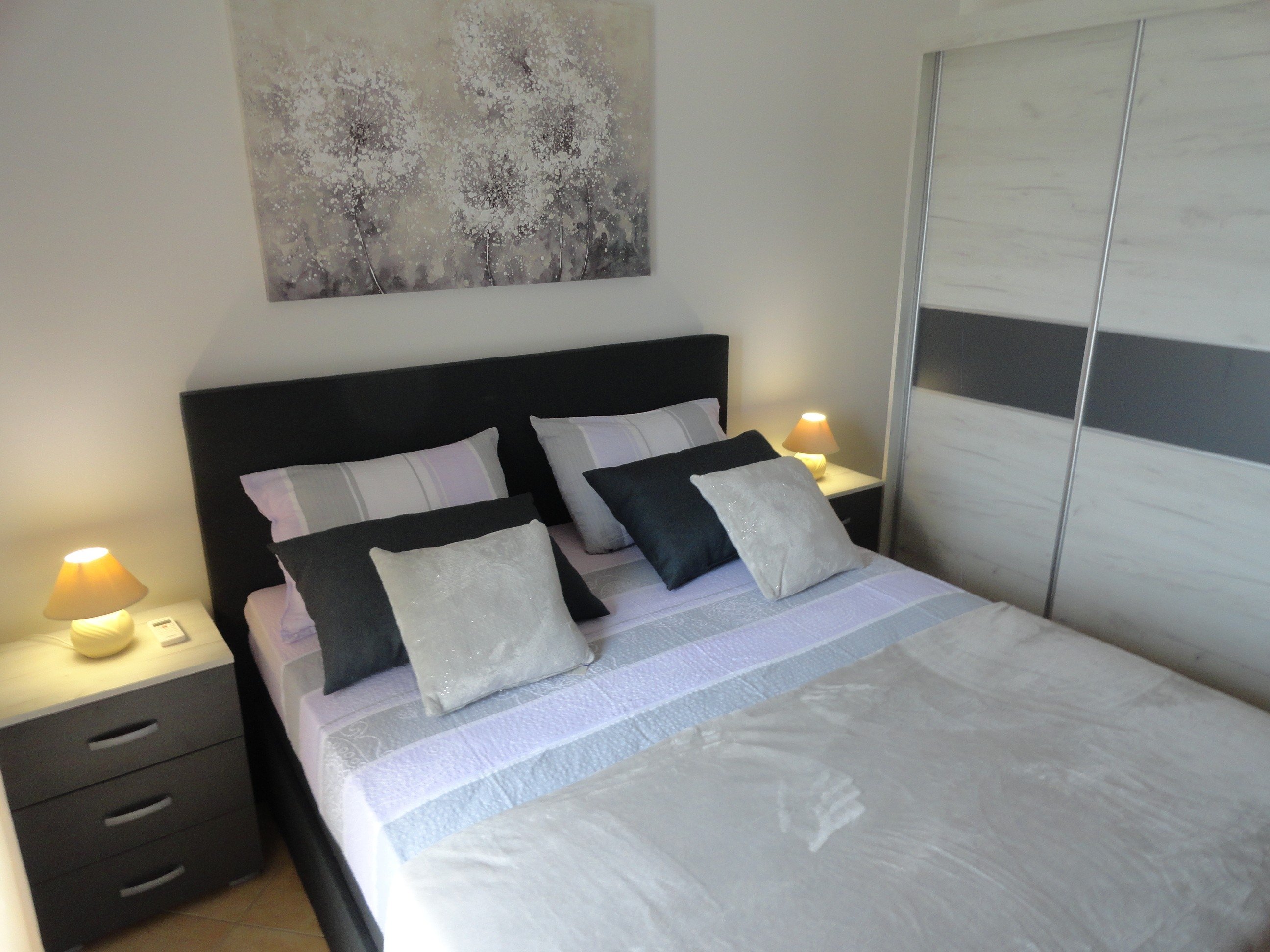 1-Zimmer-Ferienwohnung am Strand Brodarica (Sibenik) A-4195-b