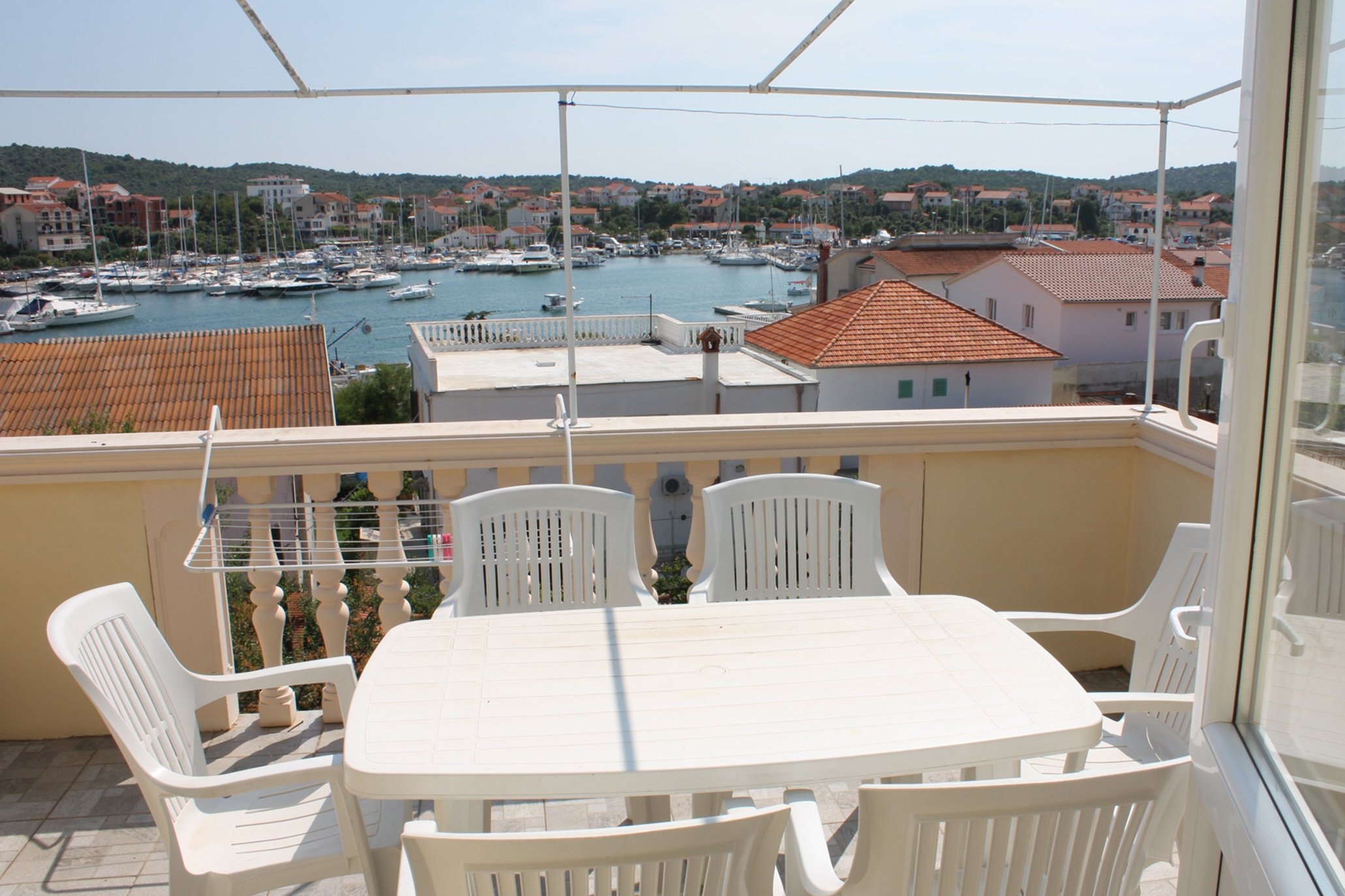 2-Zimmer-Ferienwohnung mit Terrasse und Meerblick Jezera, Murter A-506