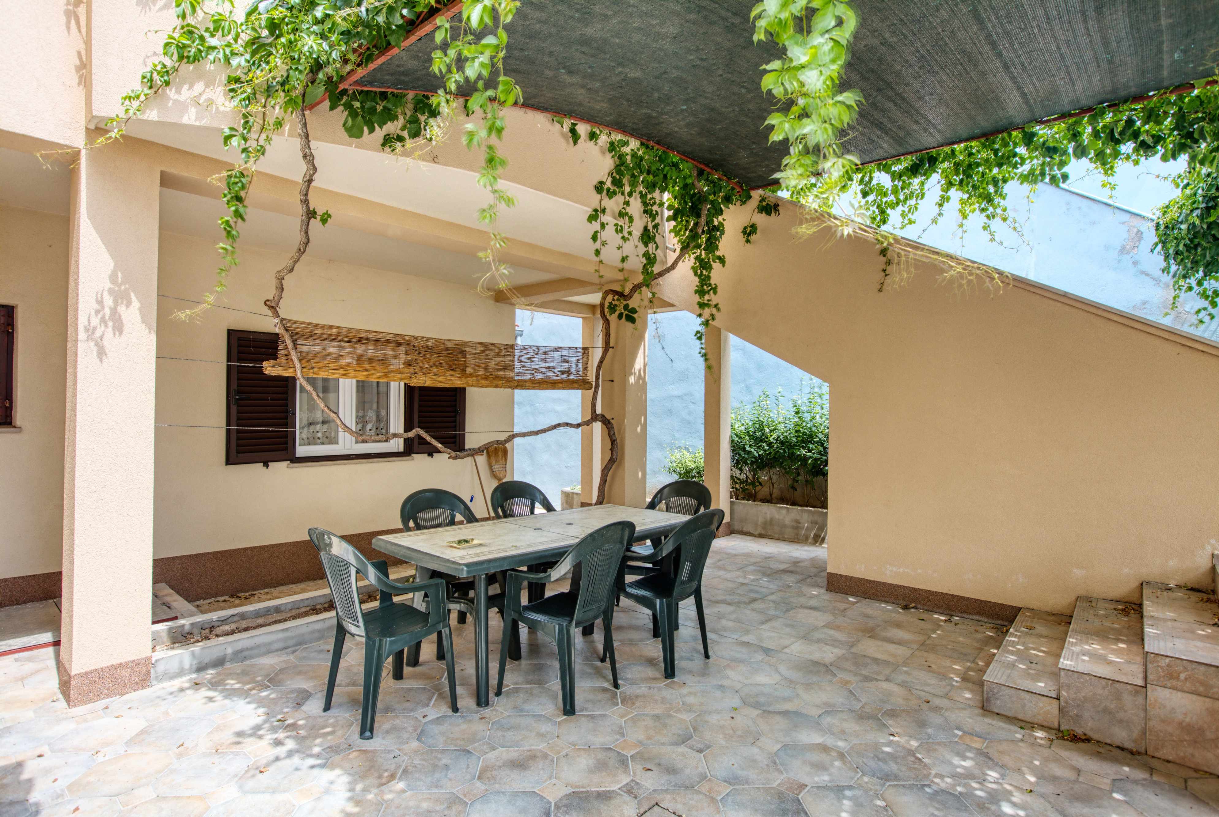 2-Zimmer-Ferienwohnung mit Terrasse Murter A-5088-d