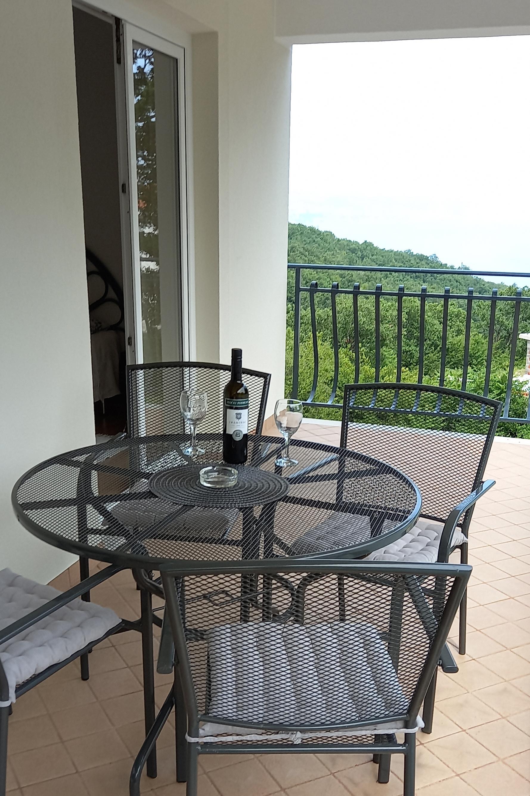 2-Zimmer-Ferienwohnung mit Terrasse und Meerblick Icici, Opatija A-788