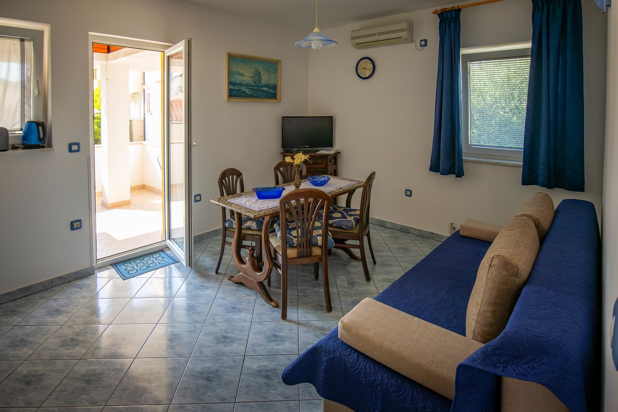1-Zimmer-Ferienwohnung mit Terrasse und Meerblick Mali Losinj, Losinj