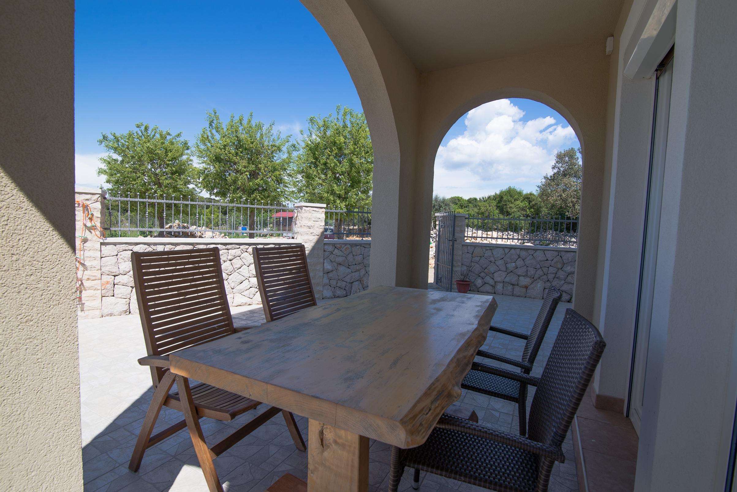 1-Zimmer-Ferienwohnung mit Terrasse Punta kriza, Cres A-8082-b