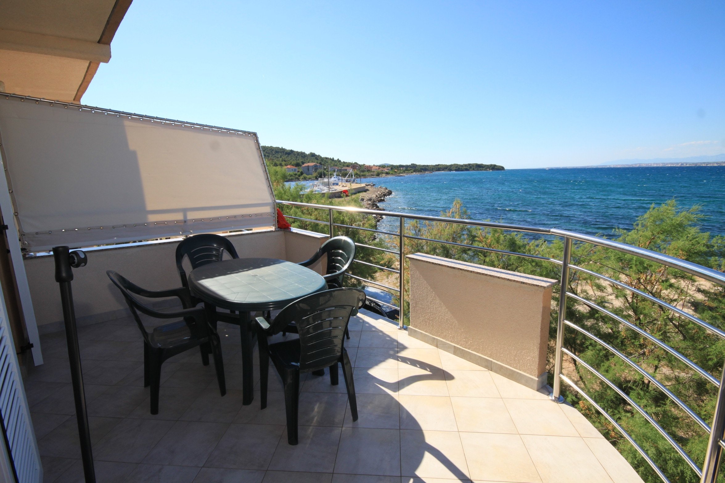 1-Zimmer-Ferienwohnung am Strand Banj, Pasman A-8206-a