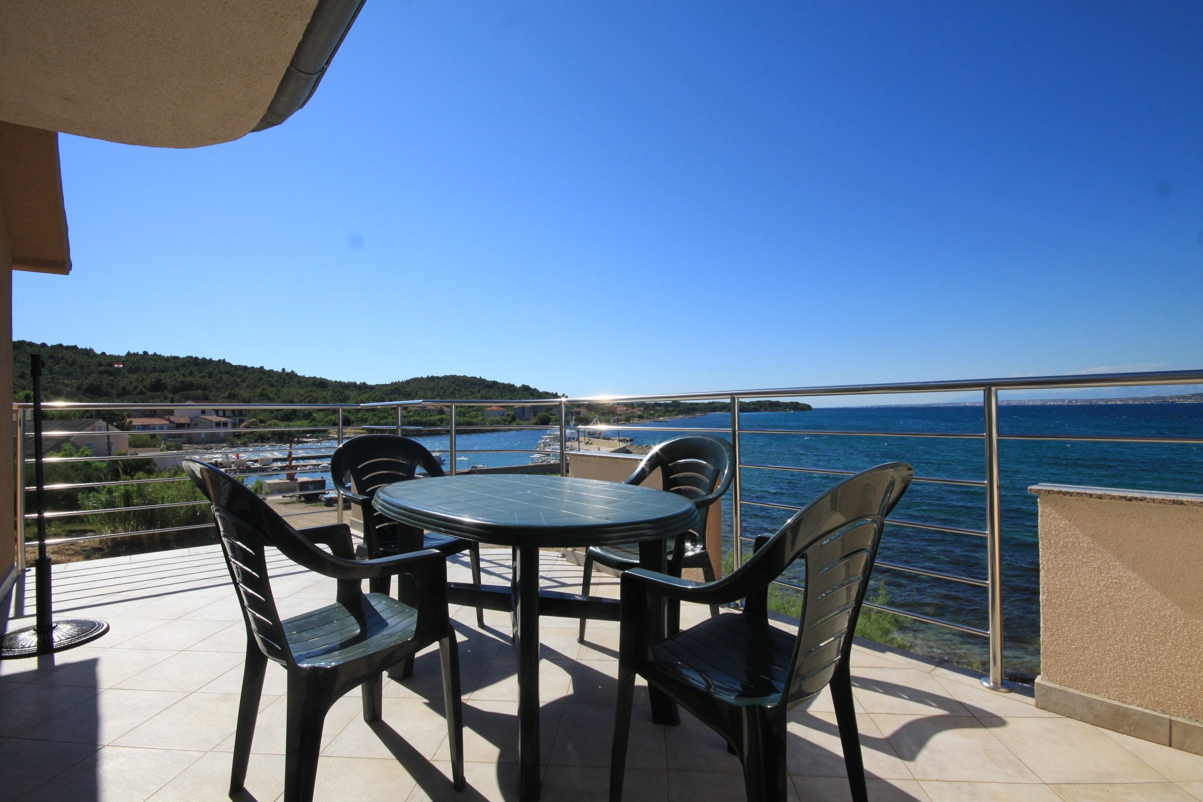 1-Zimmer-Ferienwohnung am Strand Banj, Pasman A-8206-b