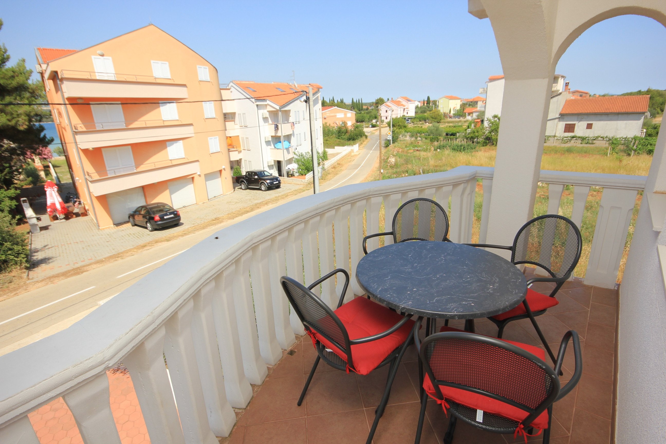 1-Zimmer-Ferienwohnung mit Terrasse Pasman A-8215-a