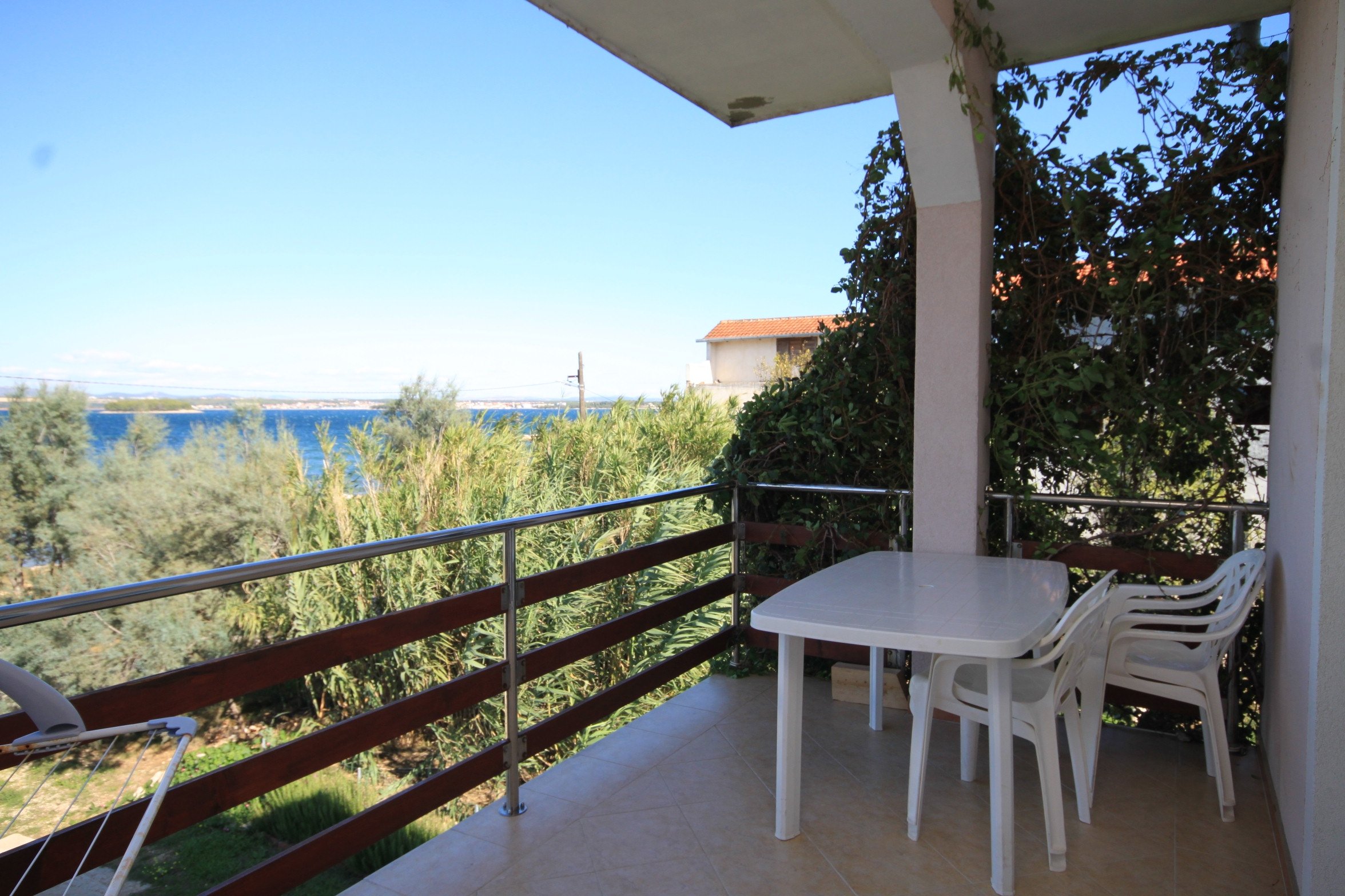 1-Zimmer-Ferienwohnung mit Terrasse und Meerblick Kraj, Pasman A-8247-