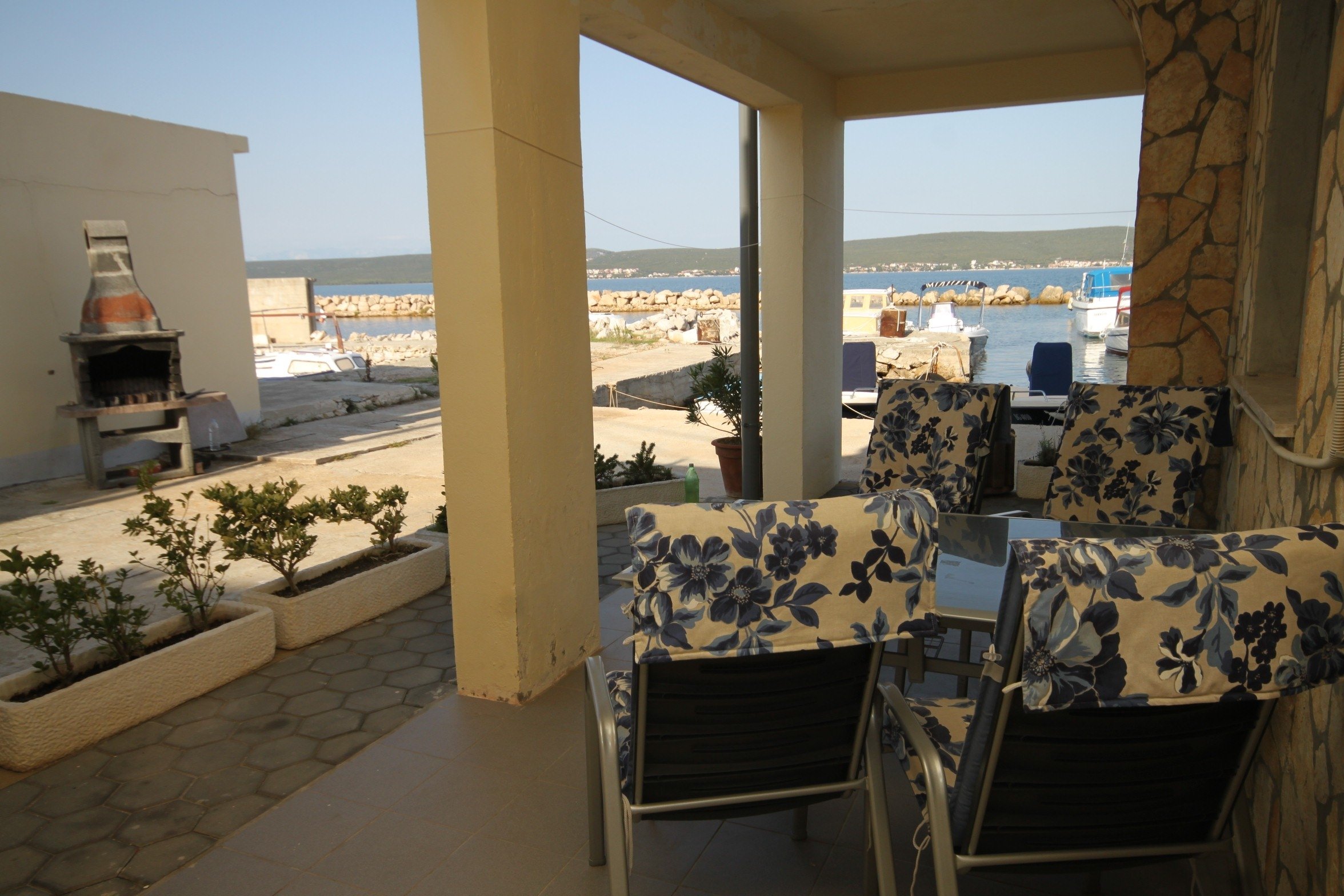 2-Zimmer-Ferienwohnung mit Terrasse und Meerblick Nevidane, Pasman A-8