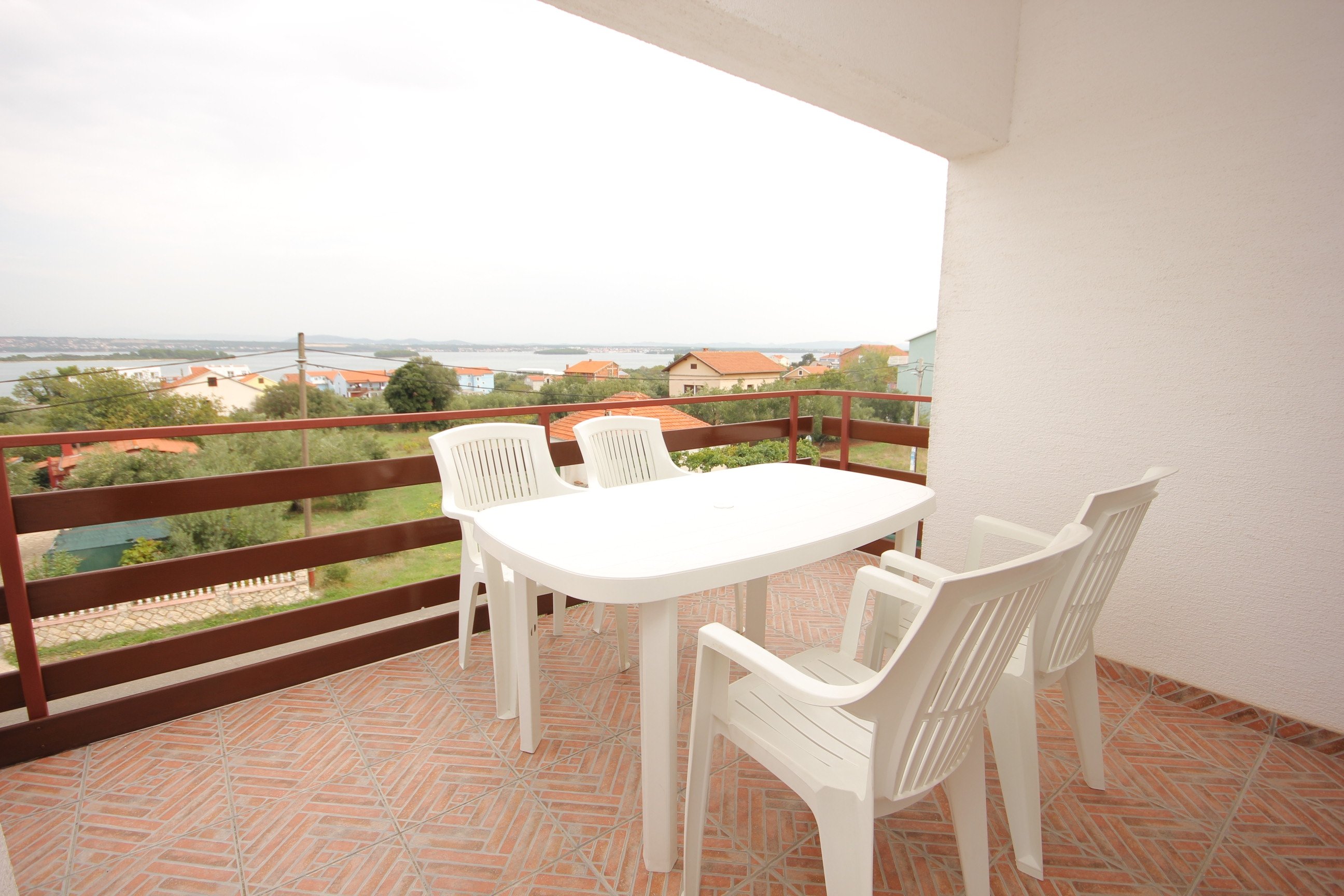1-Zimmer-Ferienwohnung mit Terrasse und Meerblick Kraj (Pasman) A-8502