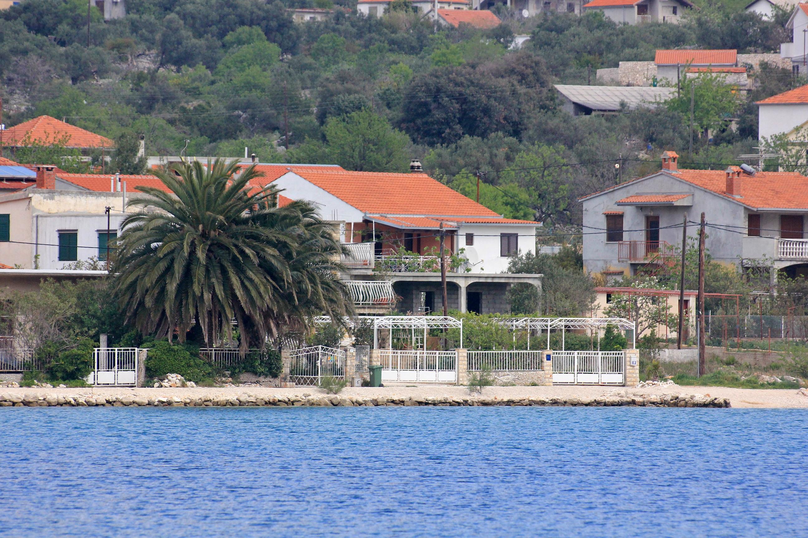 4-Zimmer-Ferienwohnung am Strand Vinisce, Trogir A-10006-a