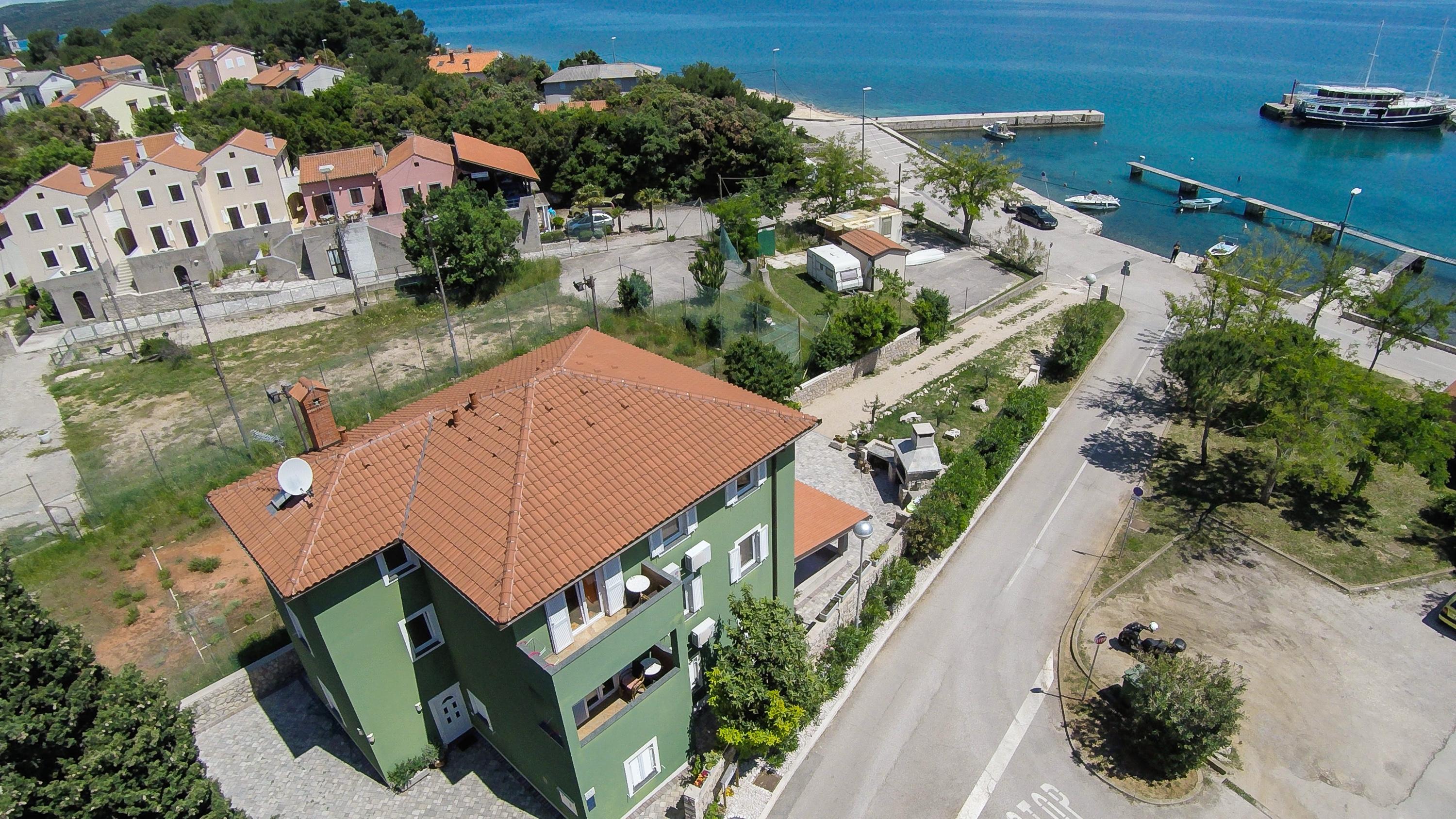 Zimmer mit Balkon und Meerblick Nerezine (Losinj) S-11815-a