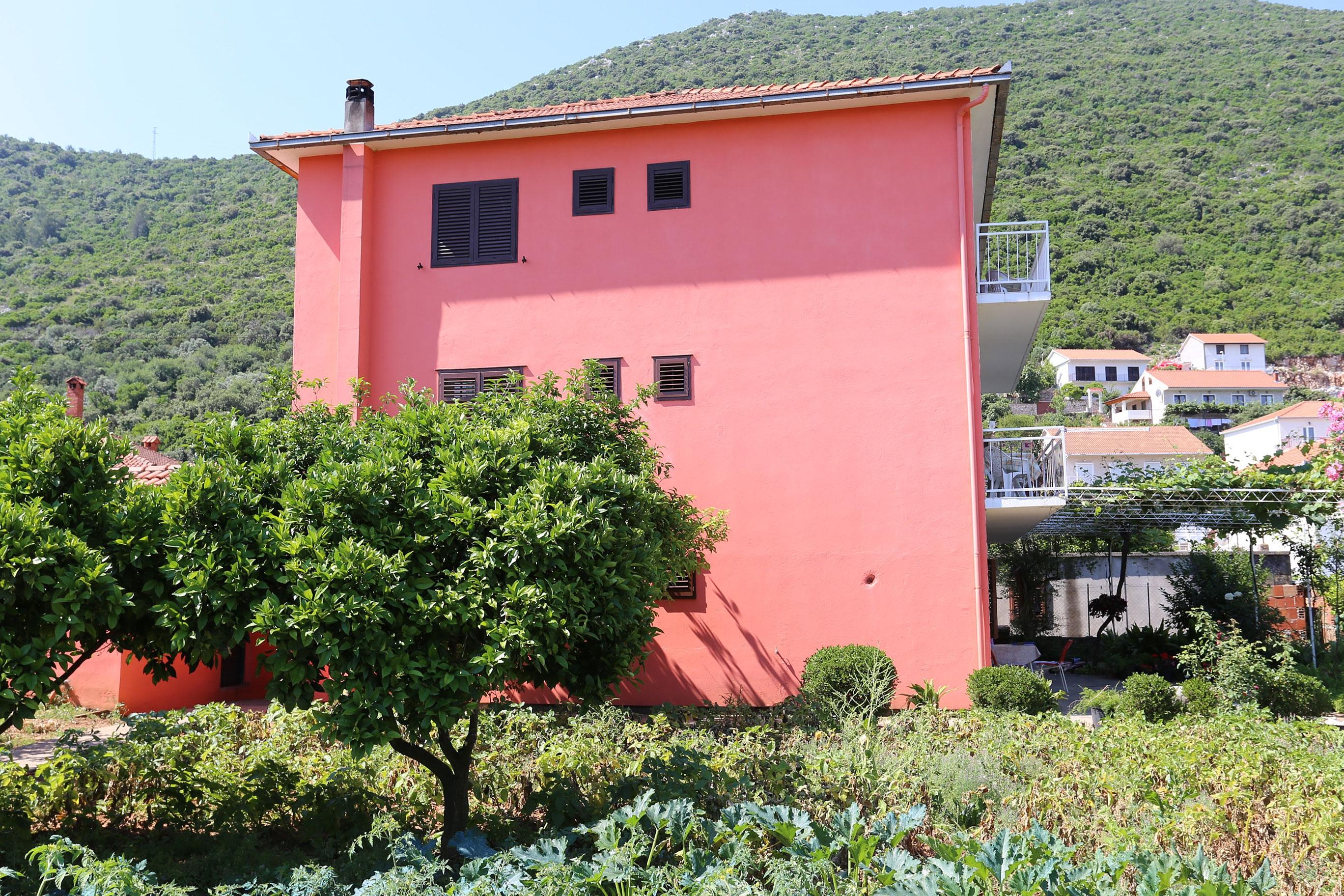 2-Zimmer-Ferienwohnung mit Balkon Trpanj, Peljesac A-10148-c