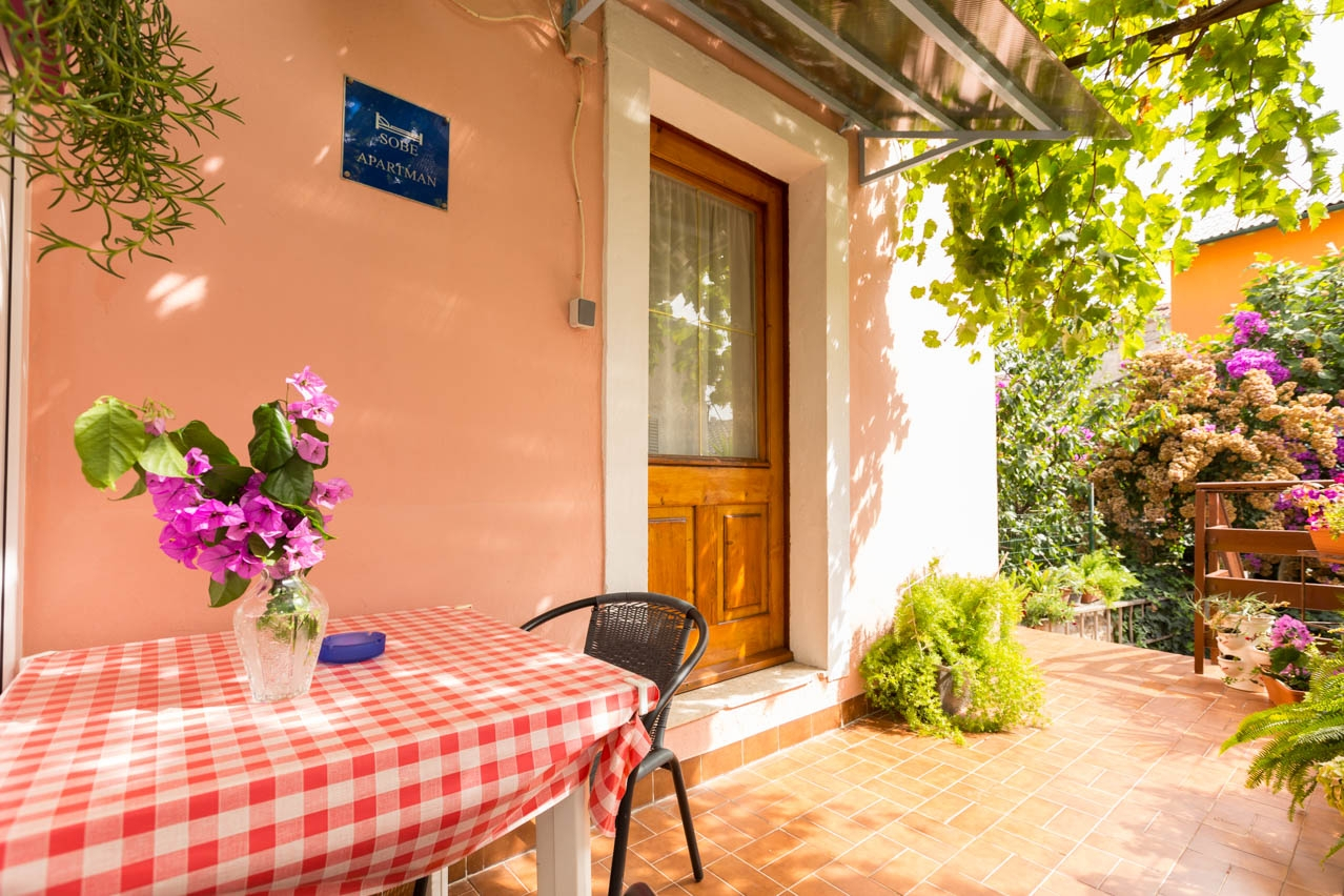 Studio Appartement mit Terrasse Mali Losinj, Losinj AS-12634-a