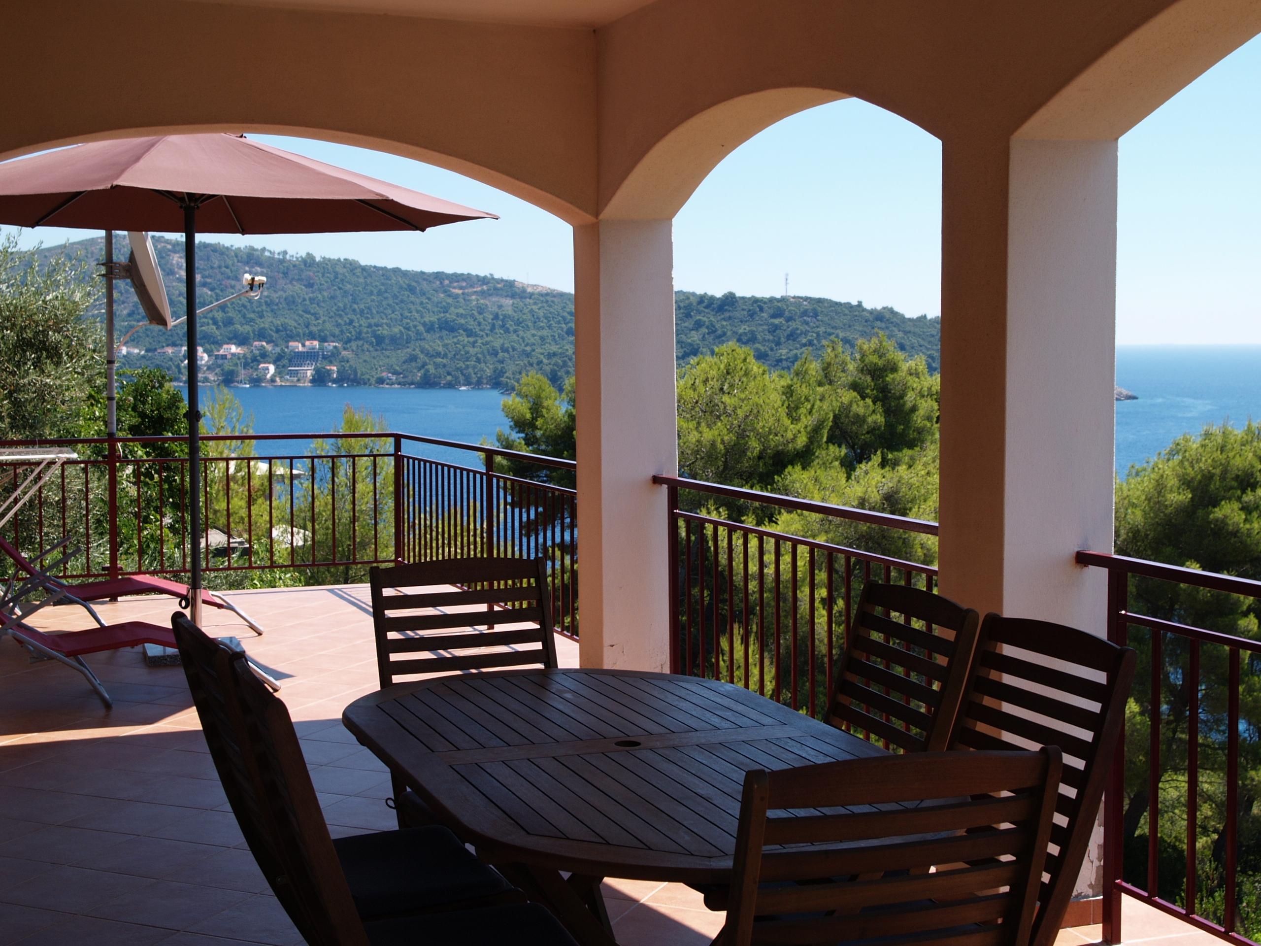3-Zimmer-Ferienwohnung mit Terrasse und Meerblick Brna - Vinacac (Korc