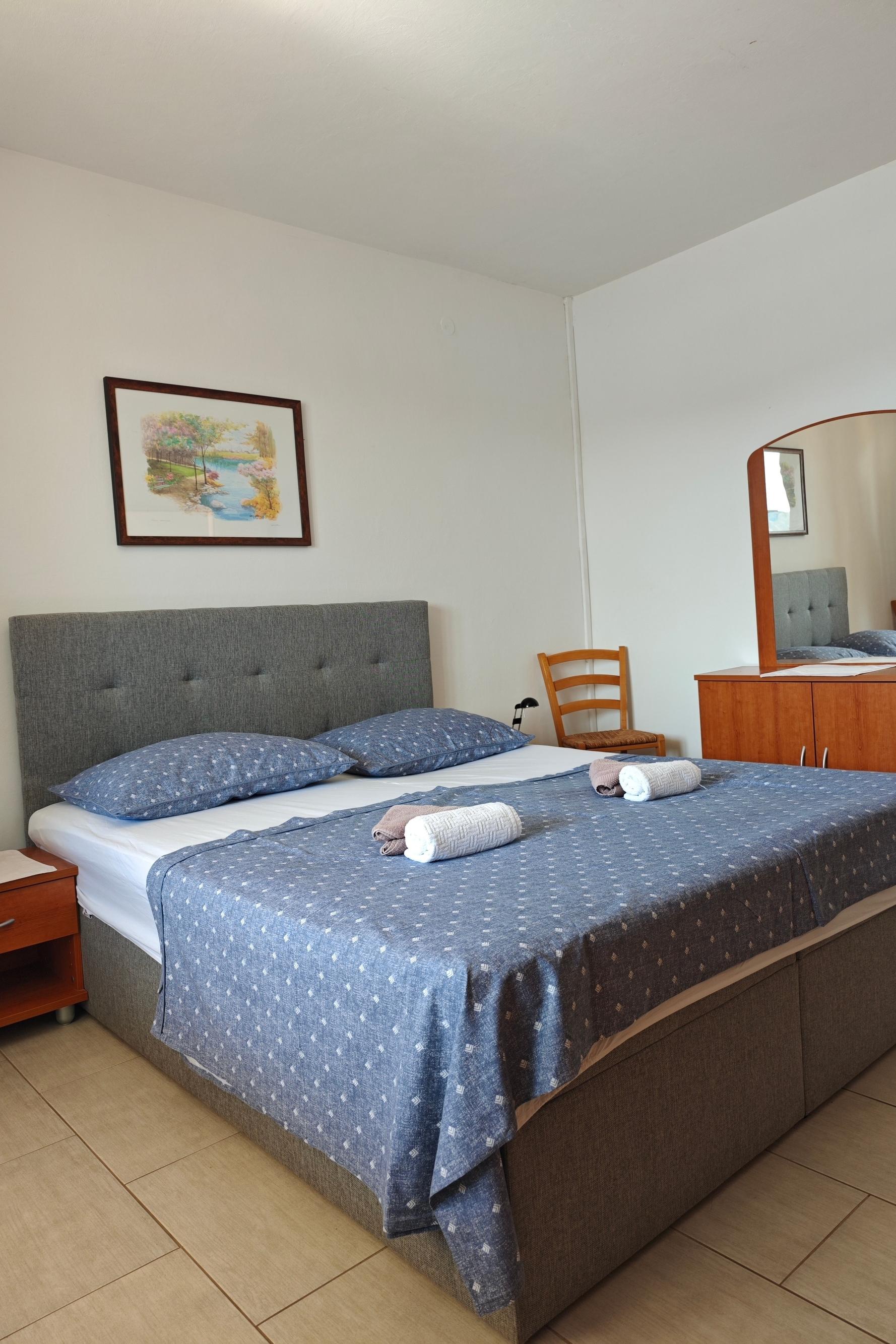 1-Zimmer-Ferienwohnung am Strand Stara Novalja, Pag A-13938-a