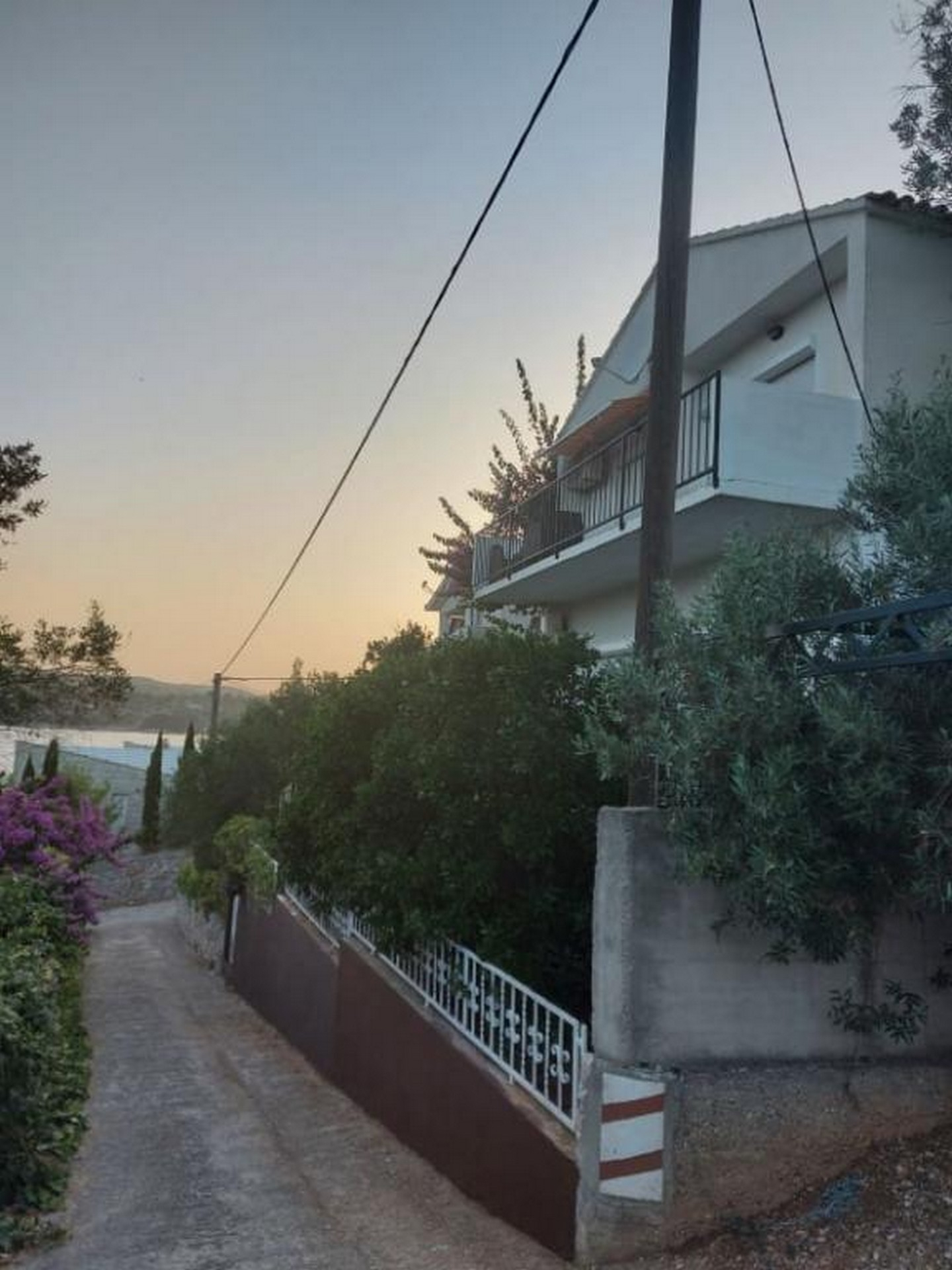 3-Zimmer-Ferienwohnung mit Balkon und Meerblick Necujam, Solta A-13884