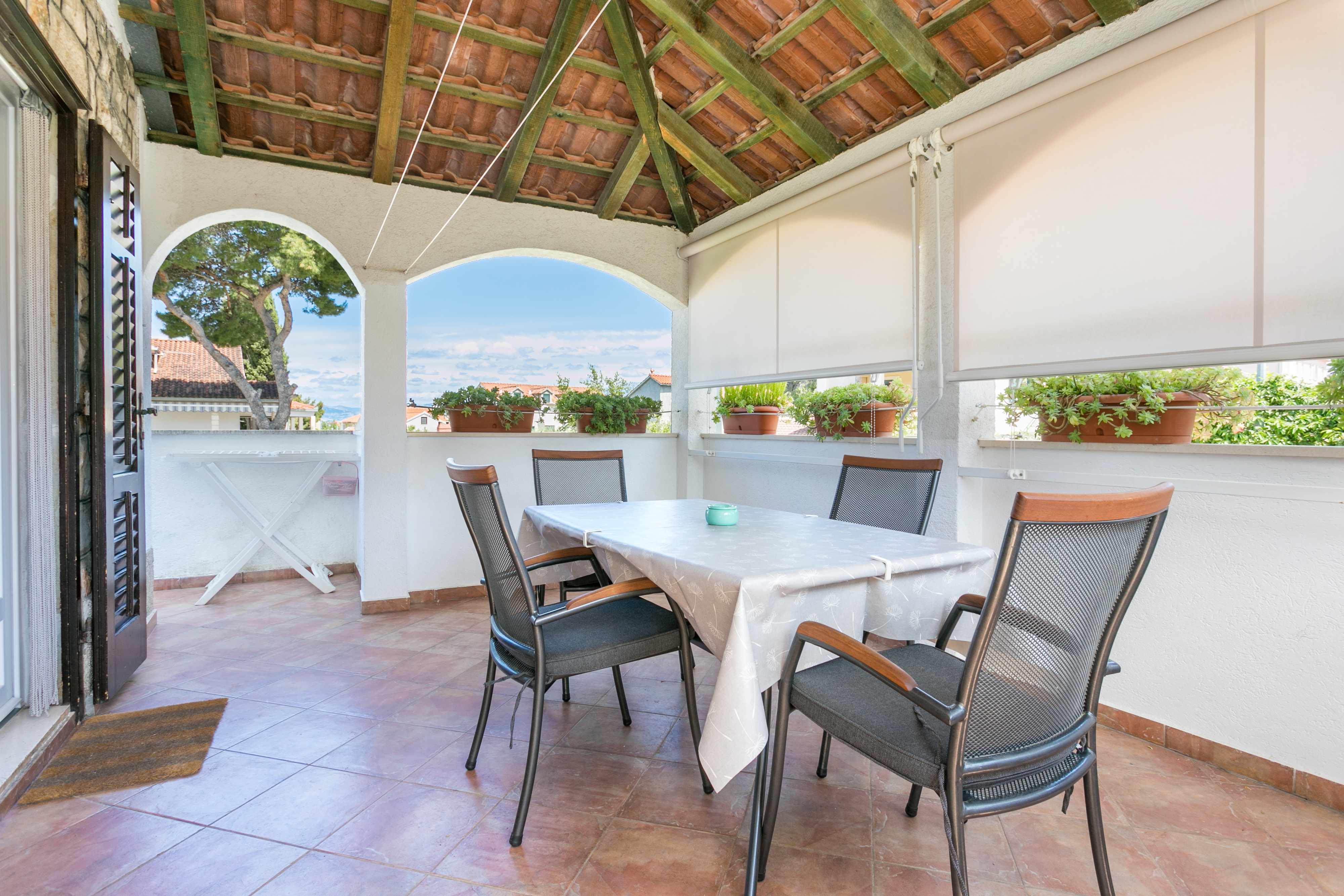1-Zimmer-Ferienwohnung mit Terrasse Mirca, Brac A-729-a