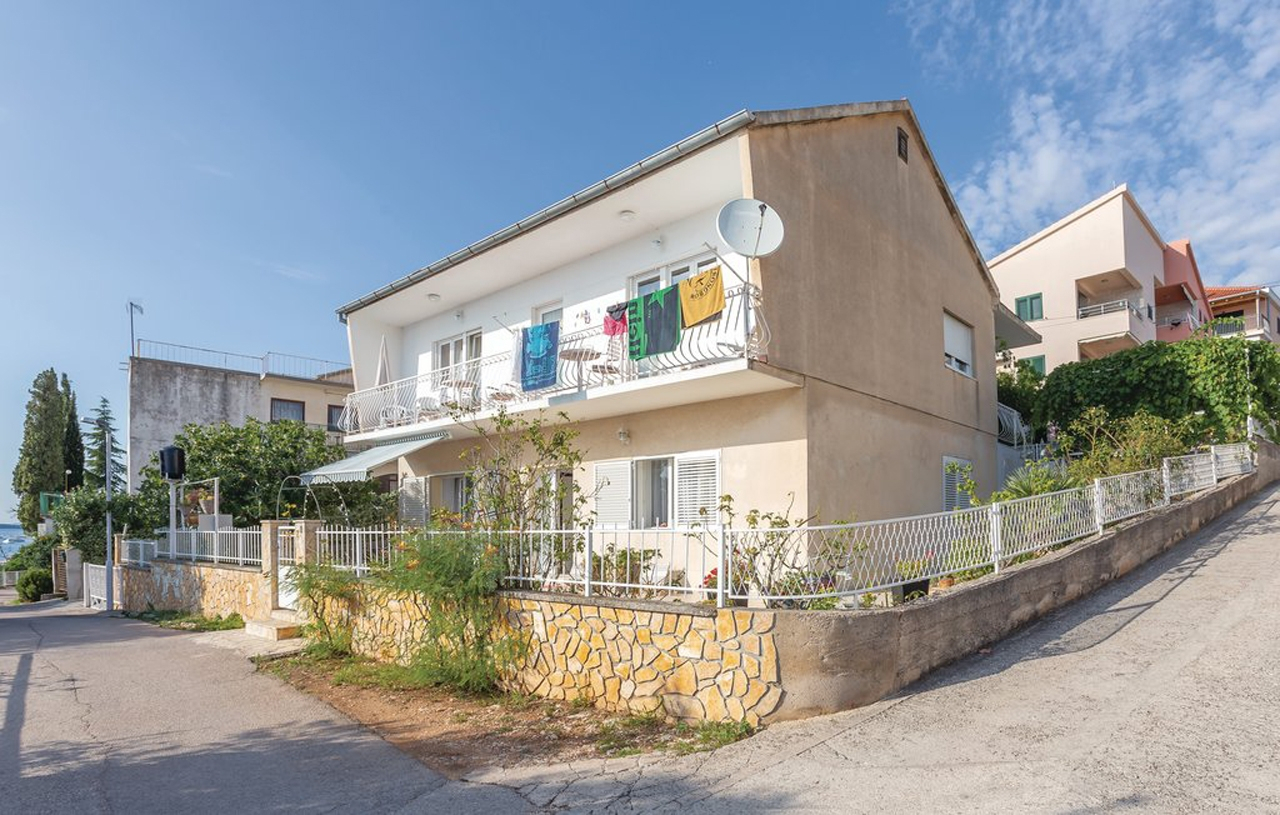 3-Zimmer-Ferienwohnung am Strand Brodarica (Sibenik) A-921-a