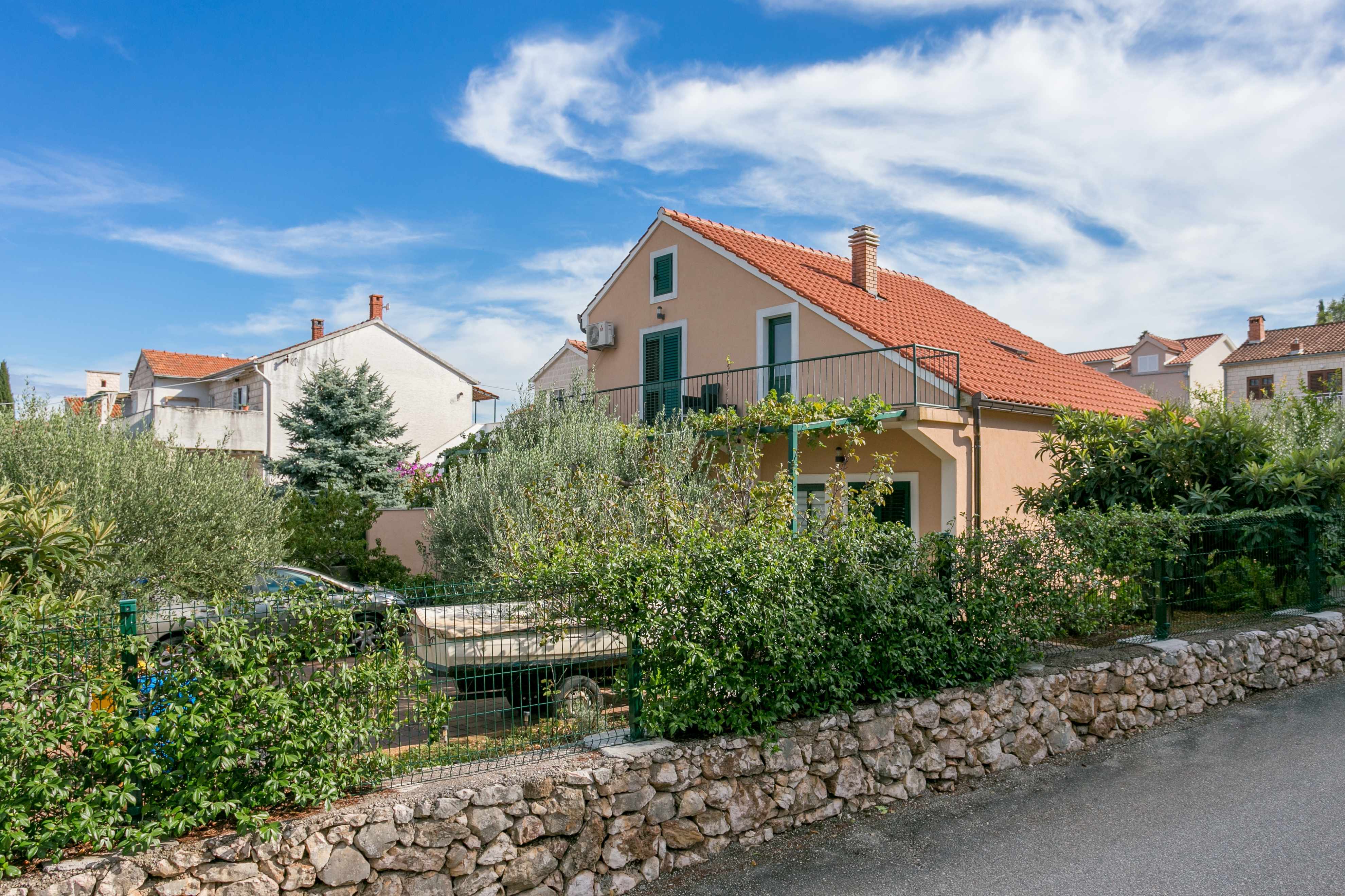 2-Zimmer-Ferienwohnung mit Terrasse und Meerblick Mirca, Brac A-2854-a