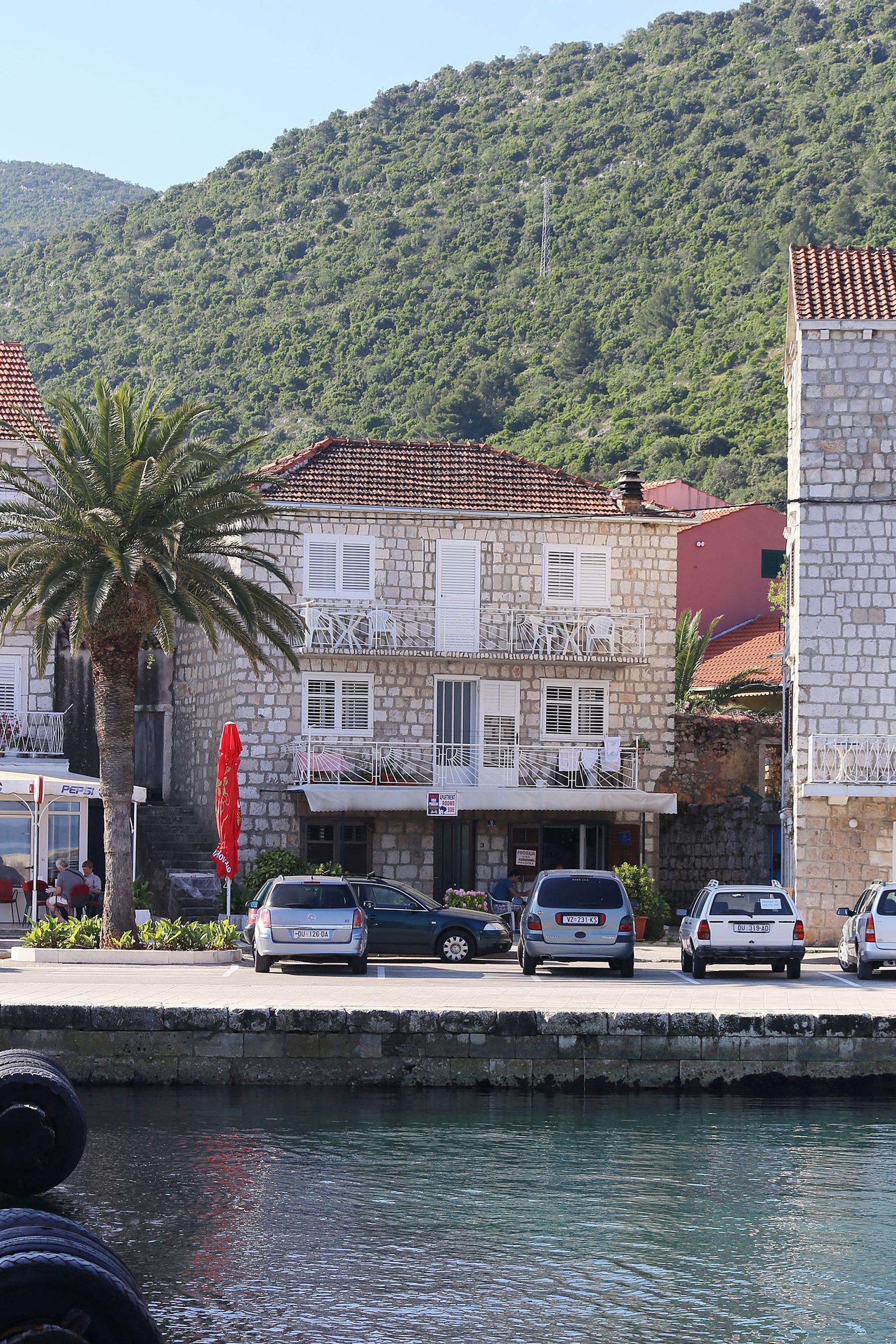 1-Zimmer-Ferienwohnung mit Balkon und Meerblick Trpanj (Peljesac) A-94