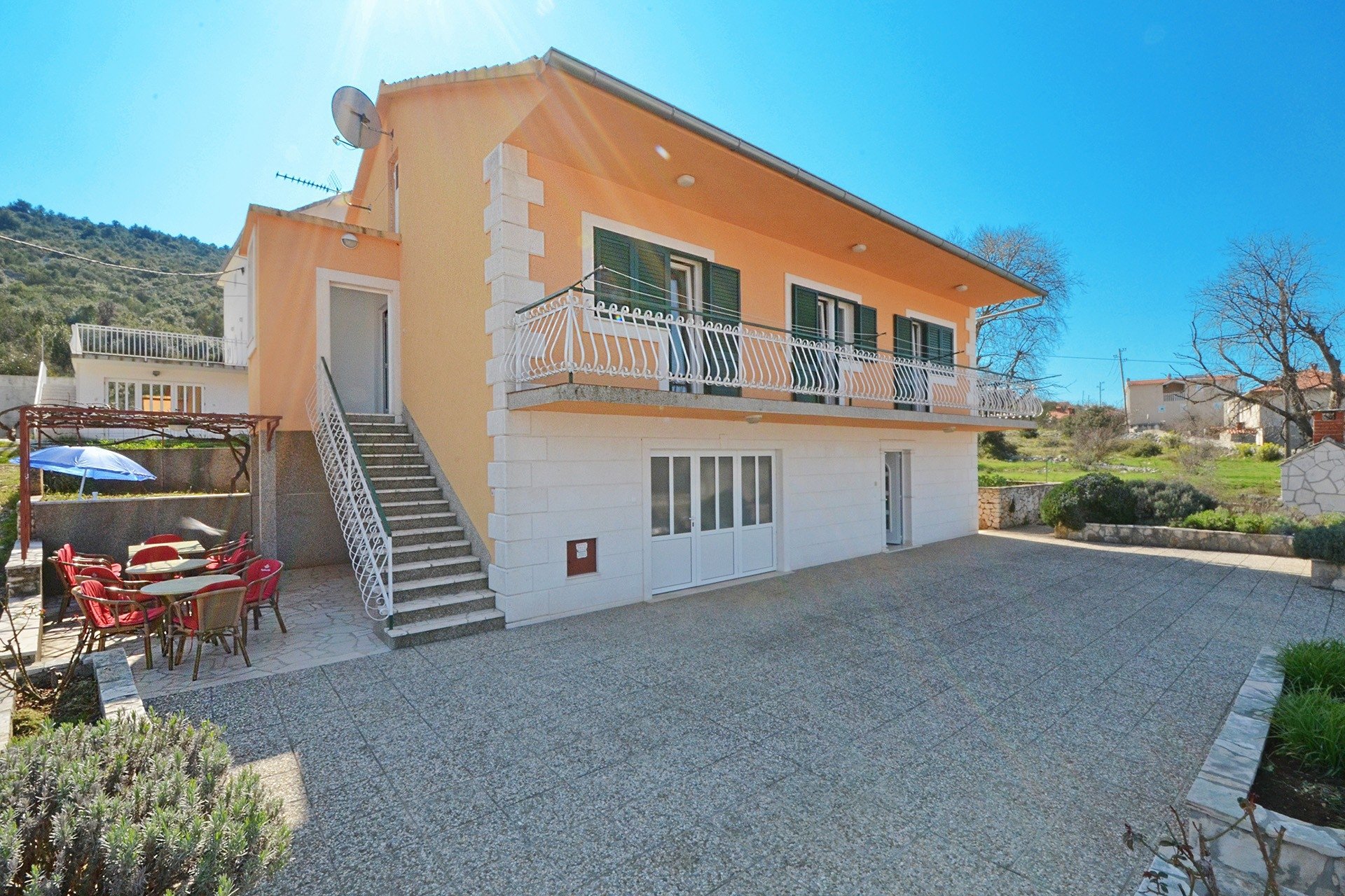 1-Zimmer-Ferienwohnung mit Klima Marina, Trogir A-11554-a