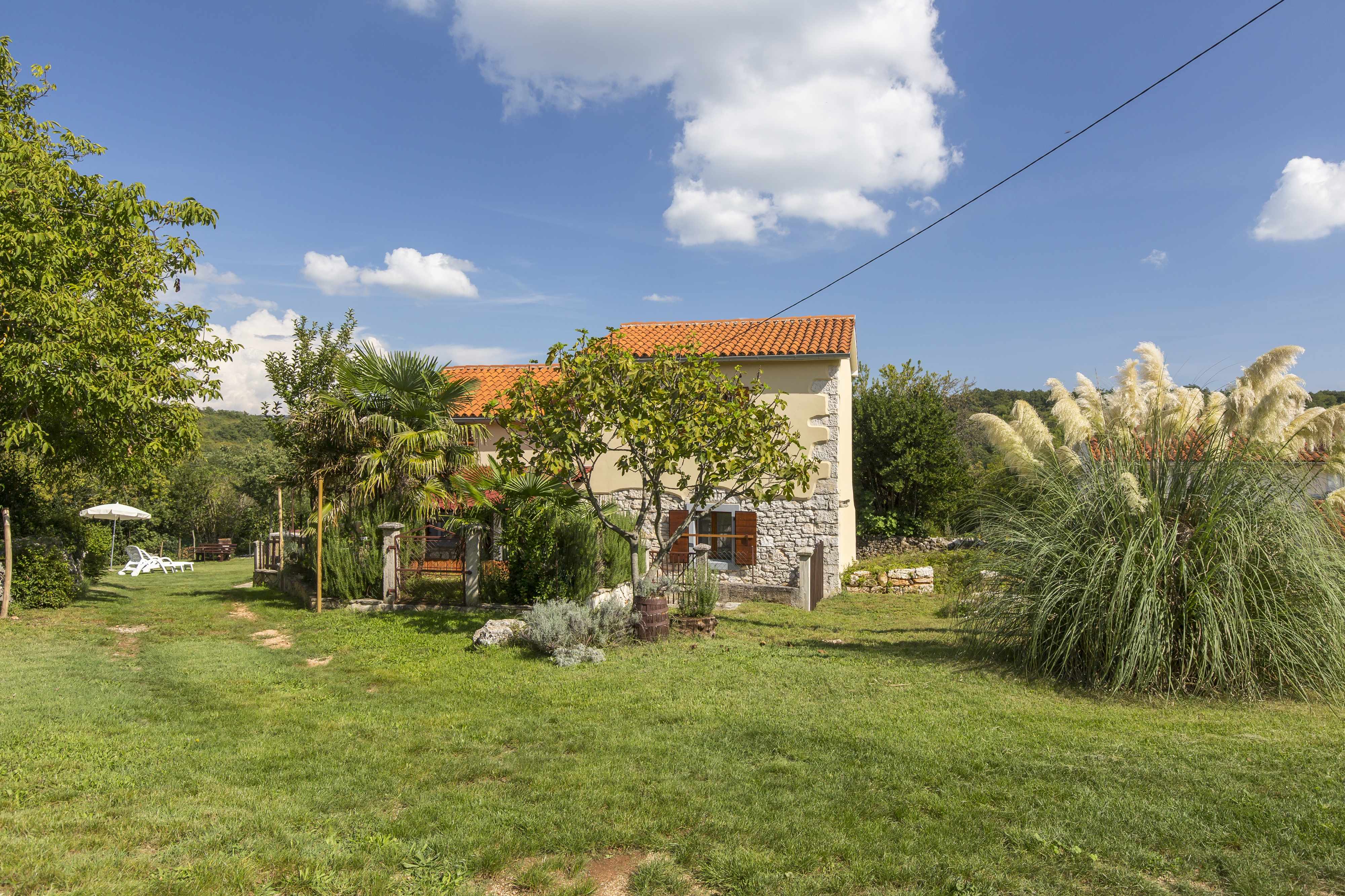 2-Zimmer-Haus mit Terrasse Mali Turini, Sredisnja Istra K-14136