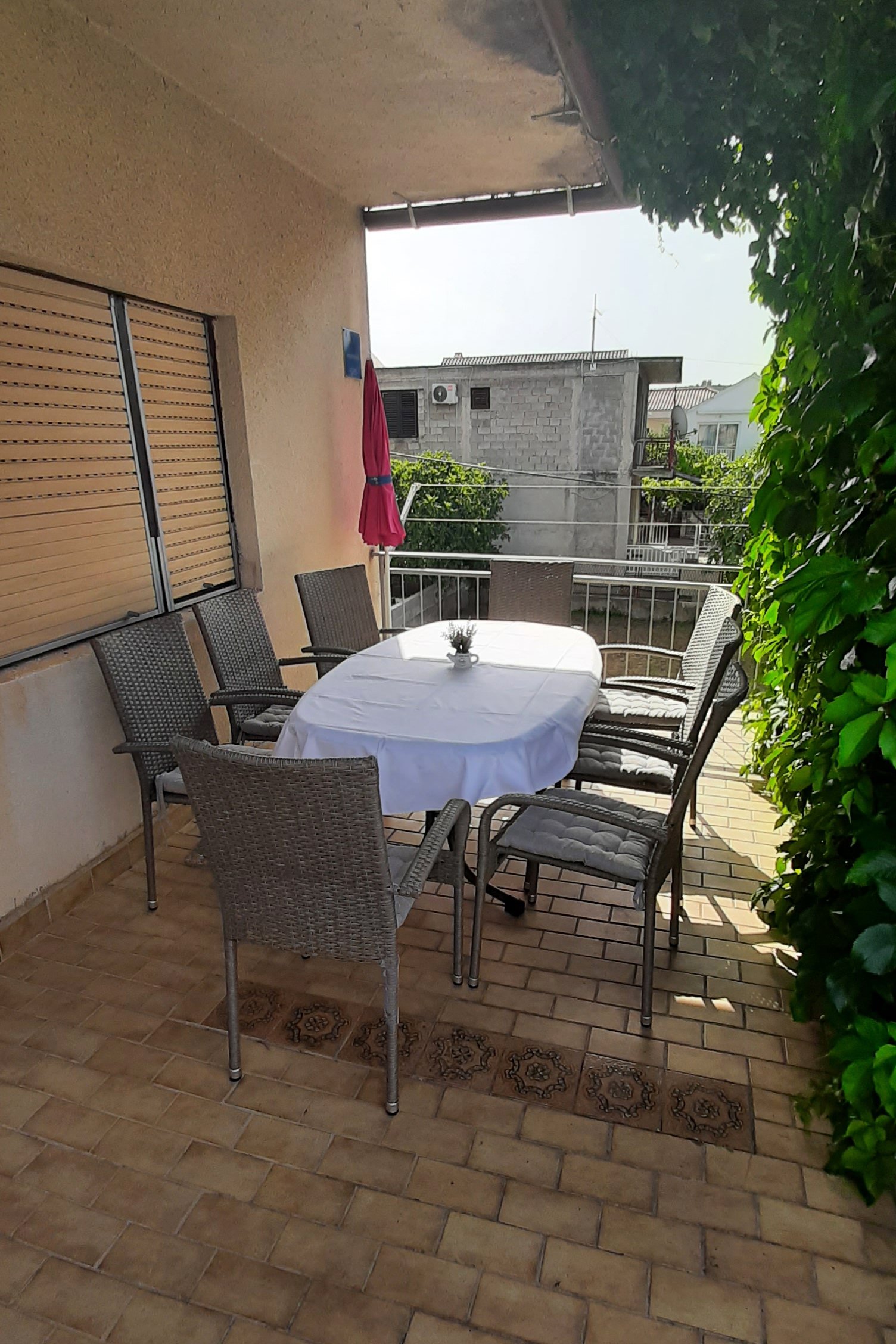 3-Zimmer-Ferienwohnung mit Terrasse Pirovac, Sibenik A-14637-a