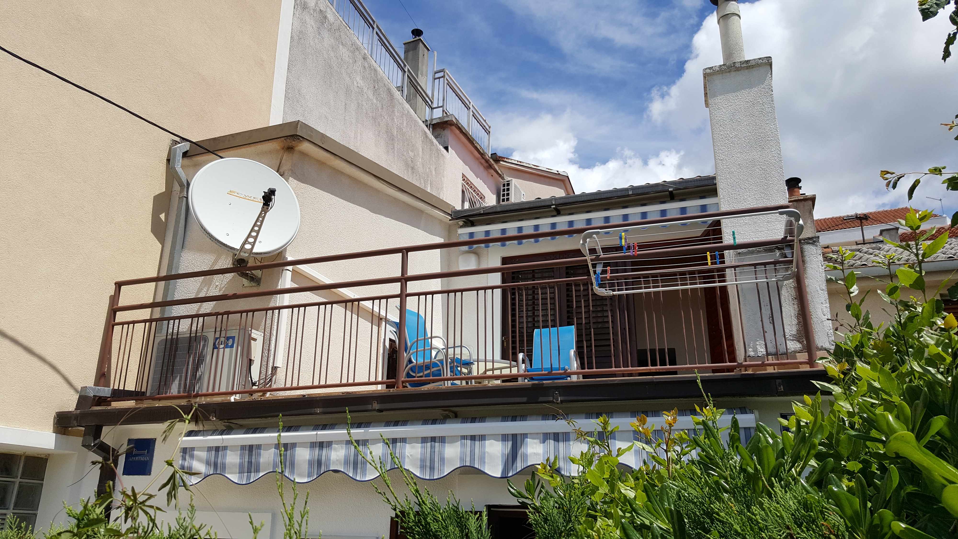 2-Zimmer-Ferienwohnung mit Terrasse Selce, Crikvenica A-15063-a