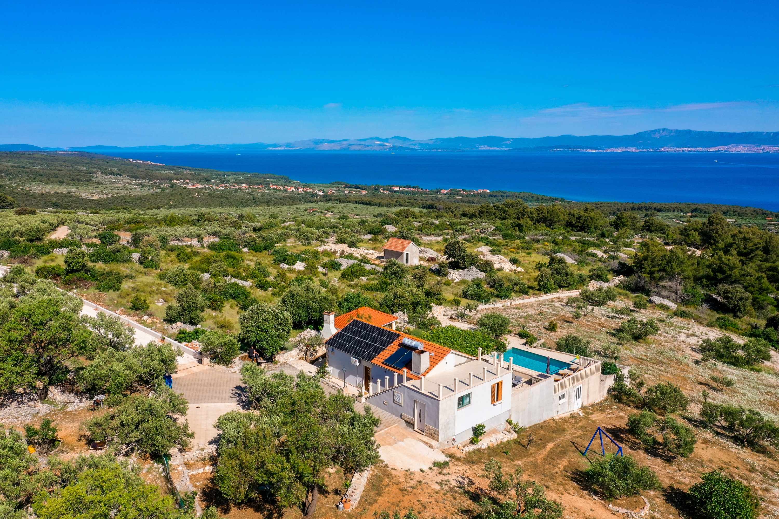 2-Zimmer-Haus mit Terrasse und Meerblick Supetar, Brac K-15280