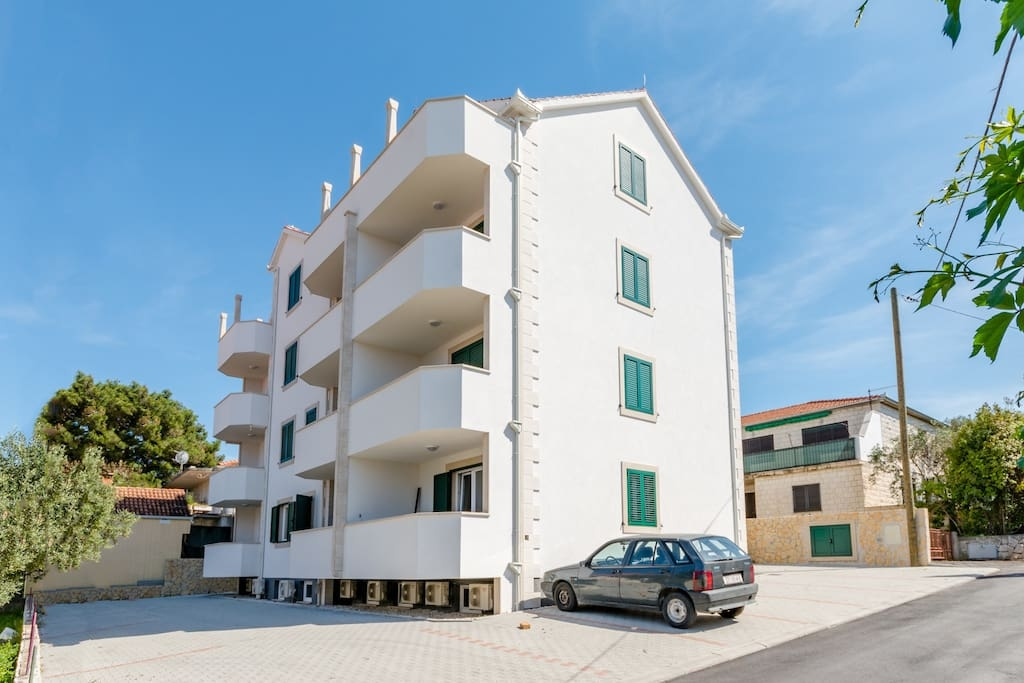 2-Zimmer-Ferienwohnung mit Balkon und Meerblick Supetar (Brac) A-16130
