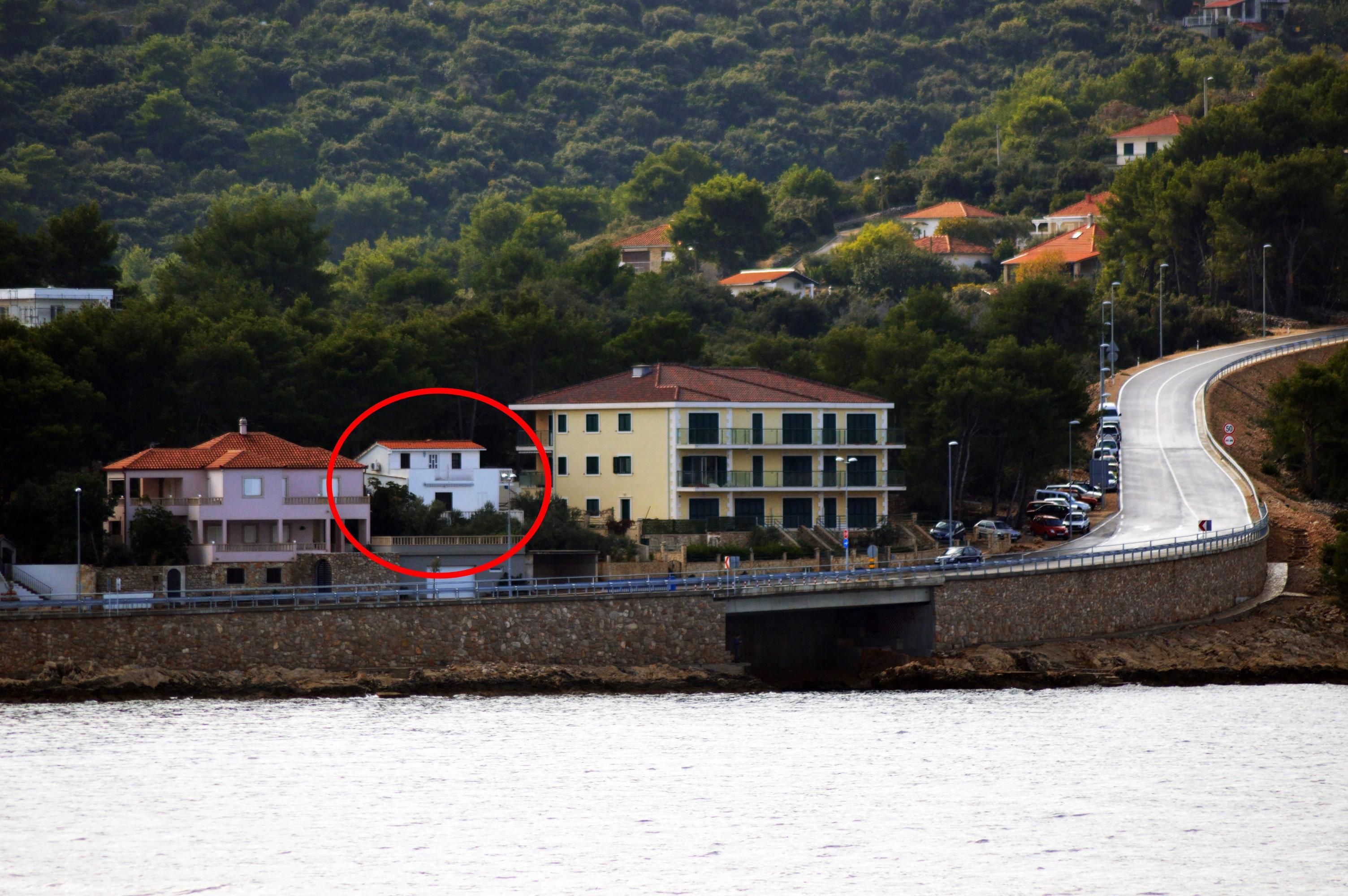 2-Zimmer-Ferienwohnung am Strand Rogac, Solta A-16223-a