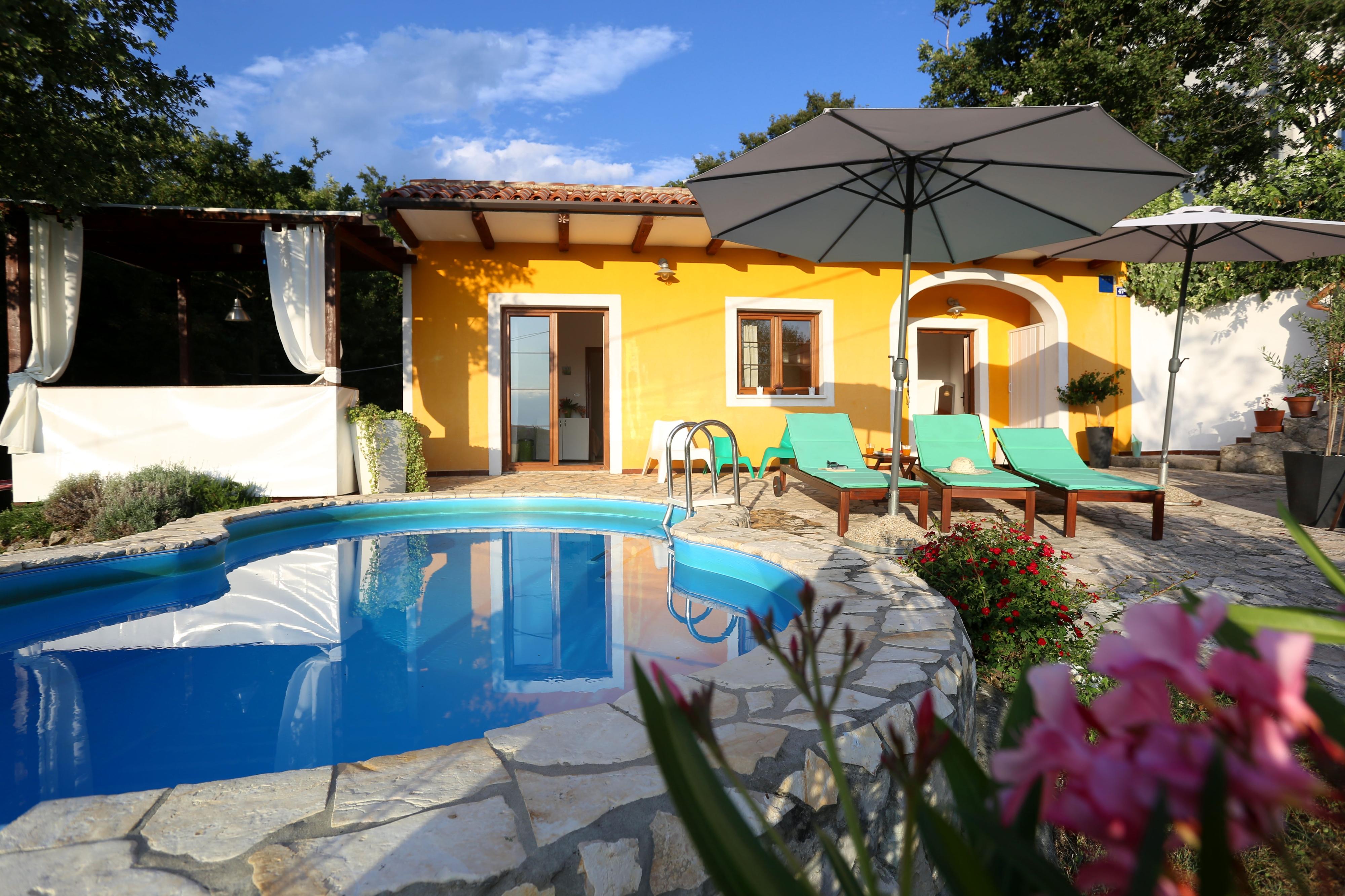 2-Zimmer-Haus mit Terrasse Ripenda Verbanci, Labin K-16583