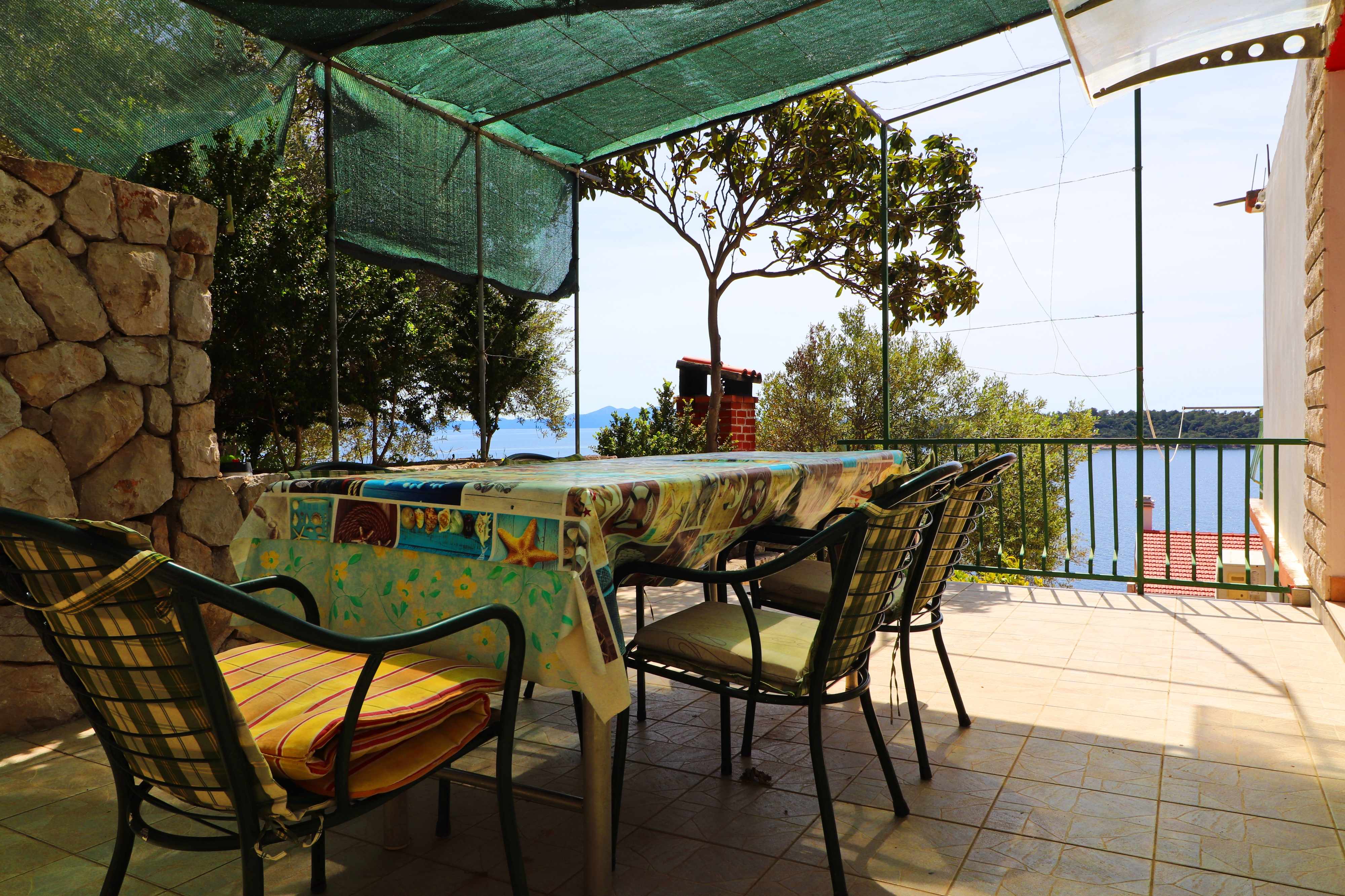 3-Zimmer-Ferienwohnung mit Terrasse und Meerblick Prizba, Korcula A-18
