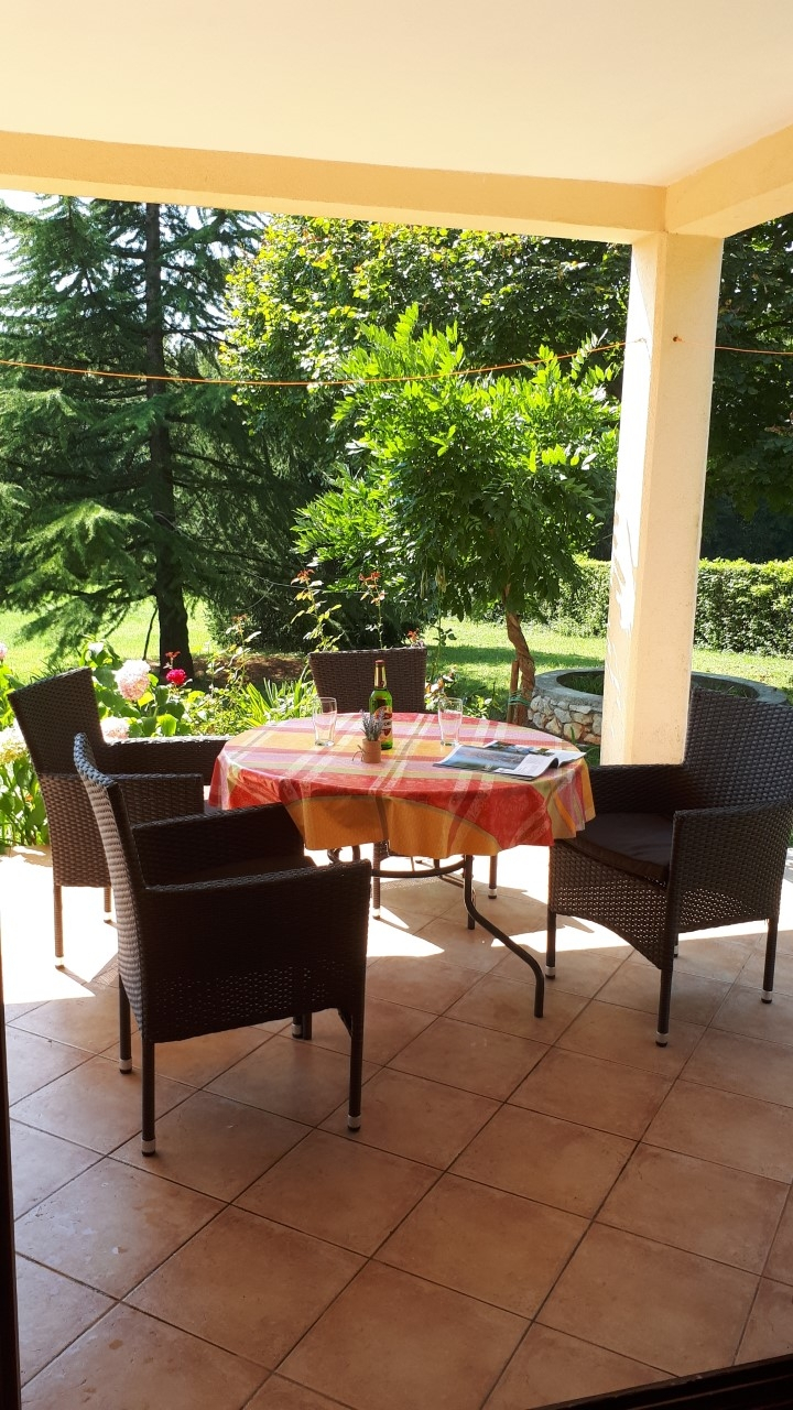 2-Zimmer-Ferienwohnung mit Terrasse Vinez, Labin A-18493-a
