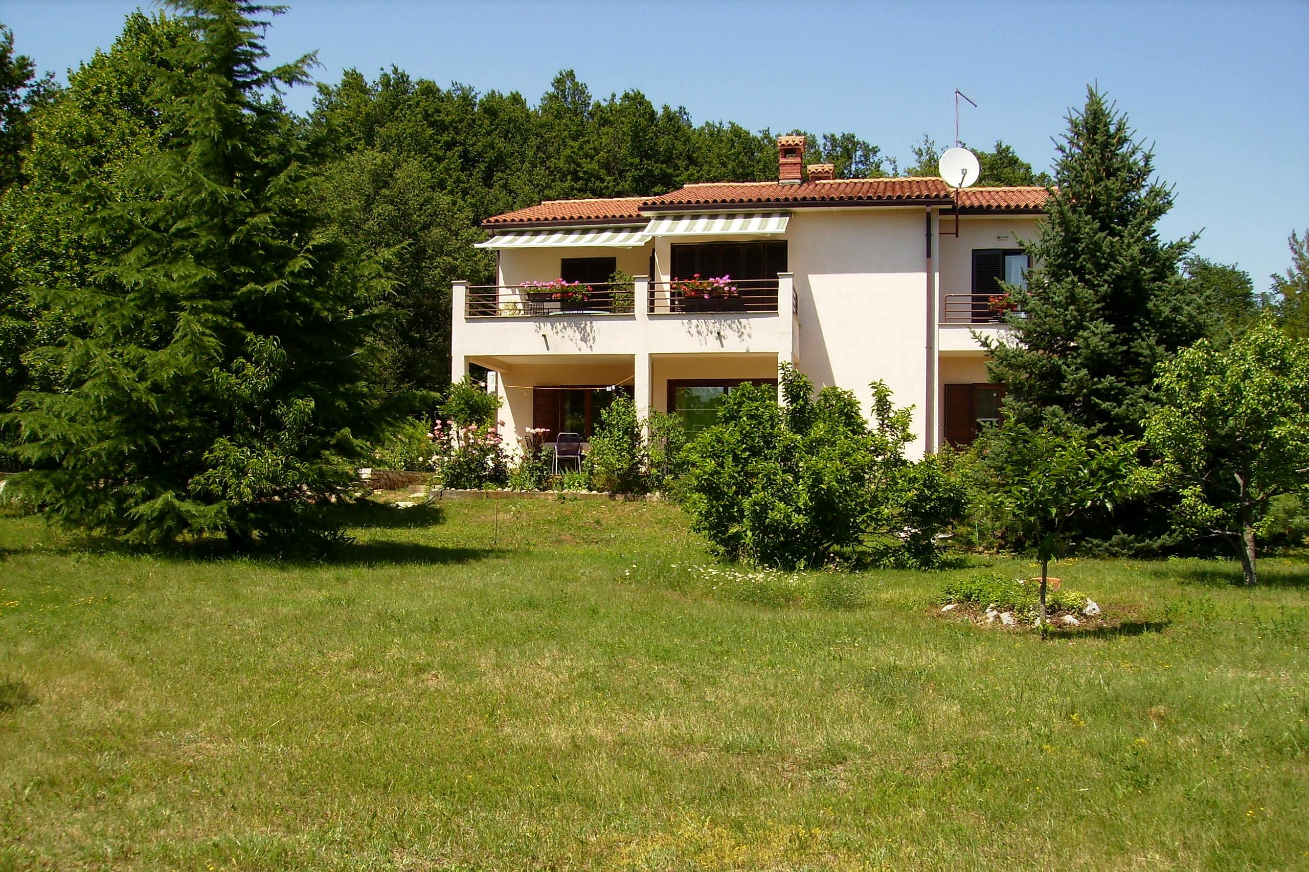 2-Zimmer-Ferienwohnung mit Terrasse Vinez, Labin A-18493-a