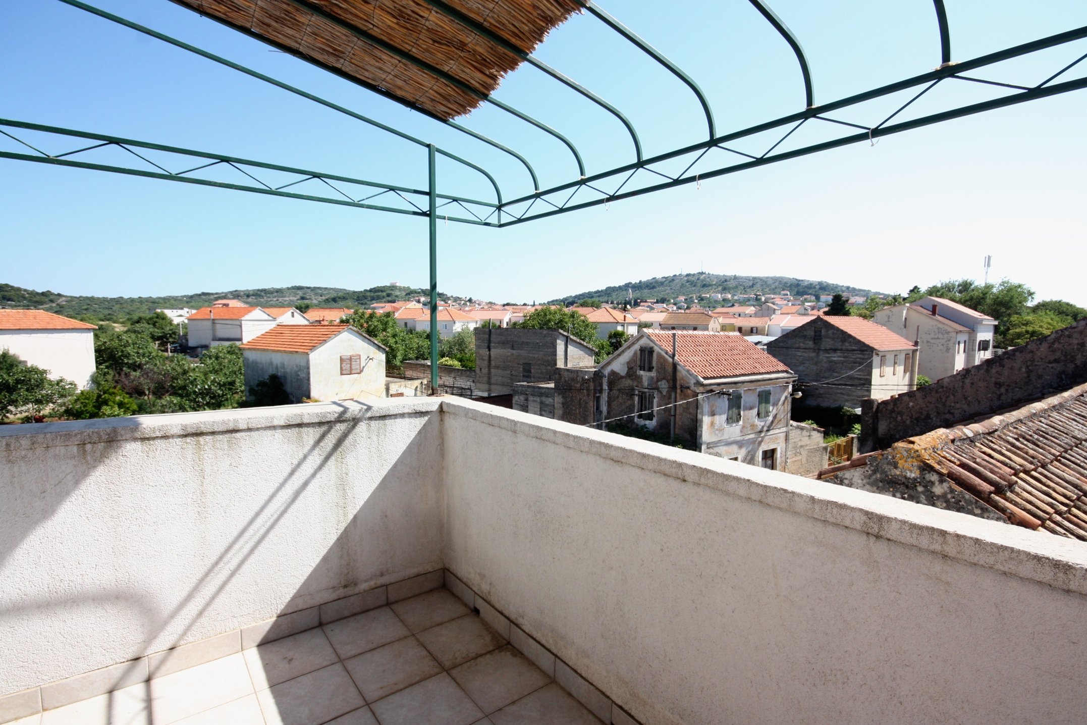 1-Zimmer-Haus mit Terrasse Murter K-5092