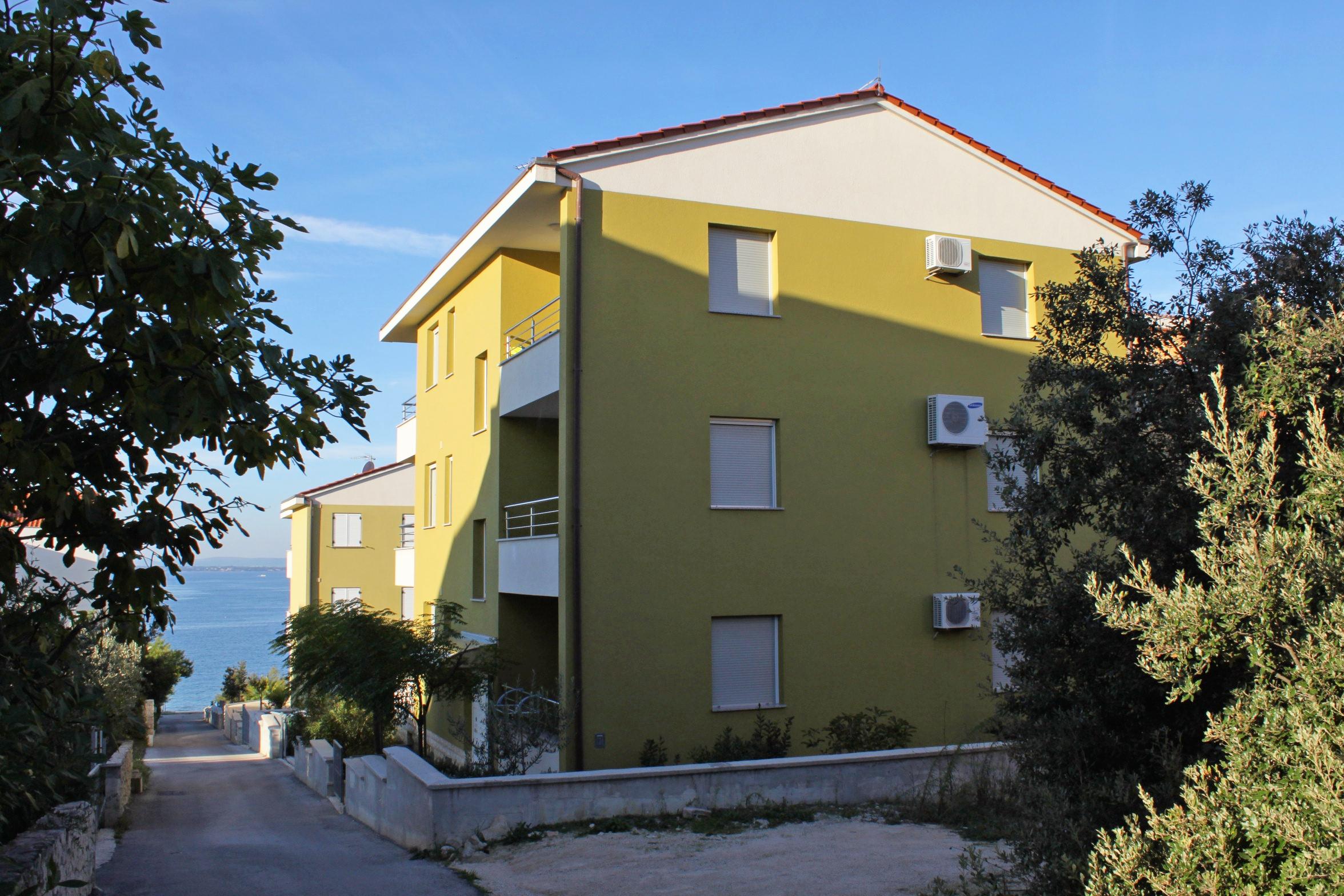 1-Zimmer-Ferienwohnung mit Terrasse und Meerblick Kozino, Zadar A-5755