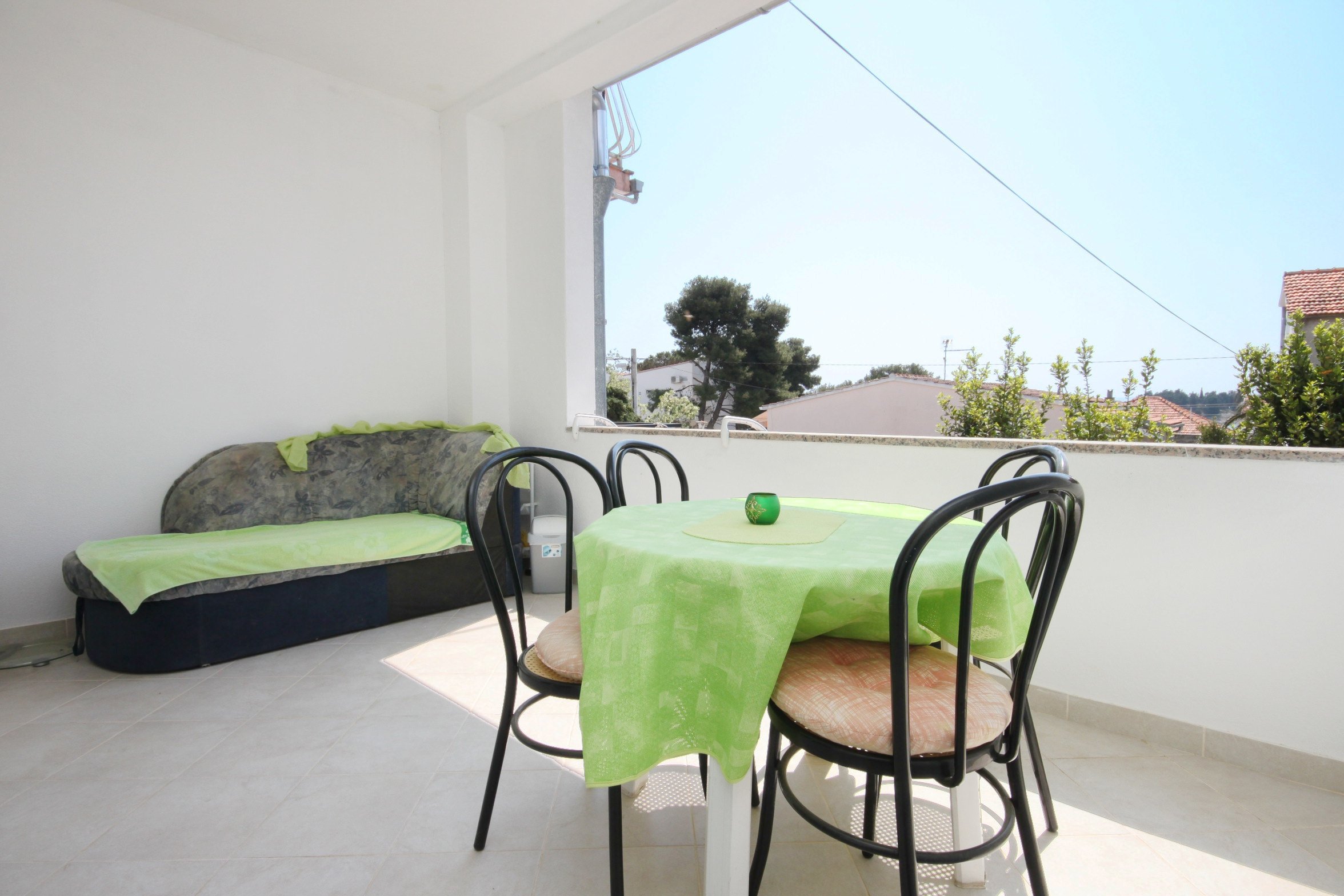 2-Zimmer-Ferienwohnung mit Terrasse Pakostane, Biograd A-6161-a