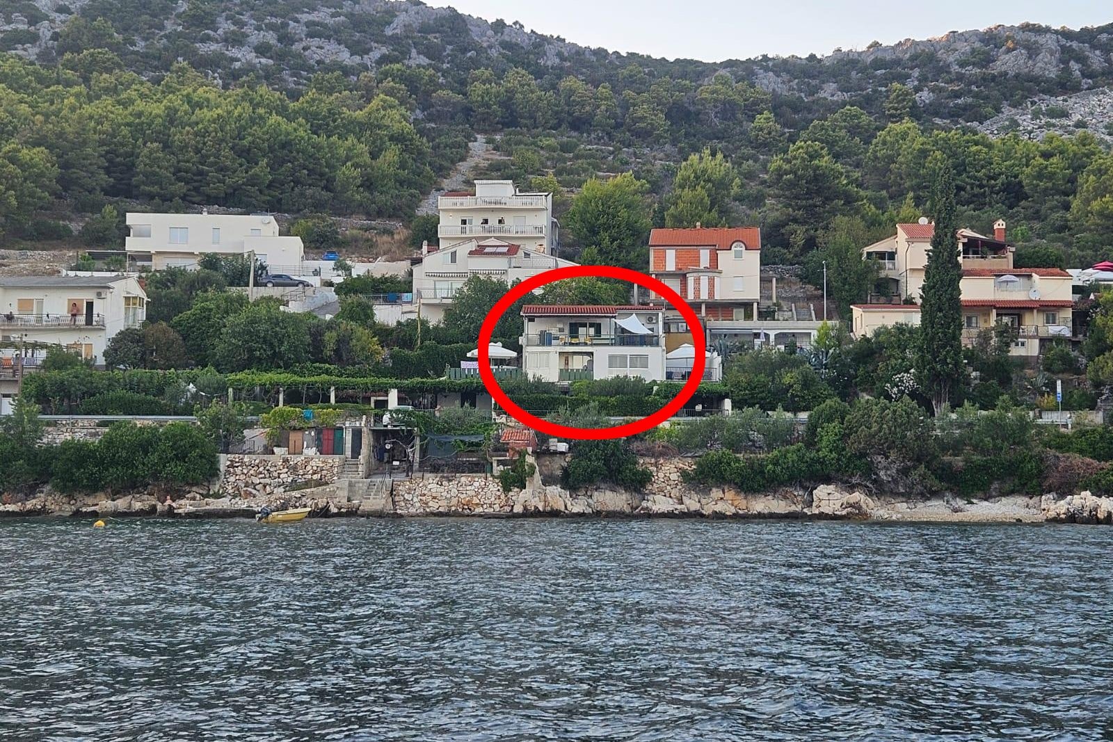 2-Zimmer-Ferienwohnung am Strand Seget Vranjica, Trogir A-7509-a