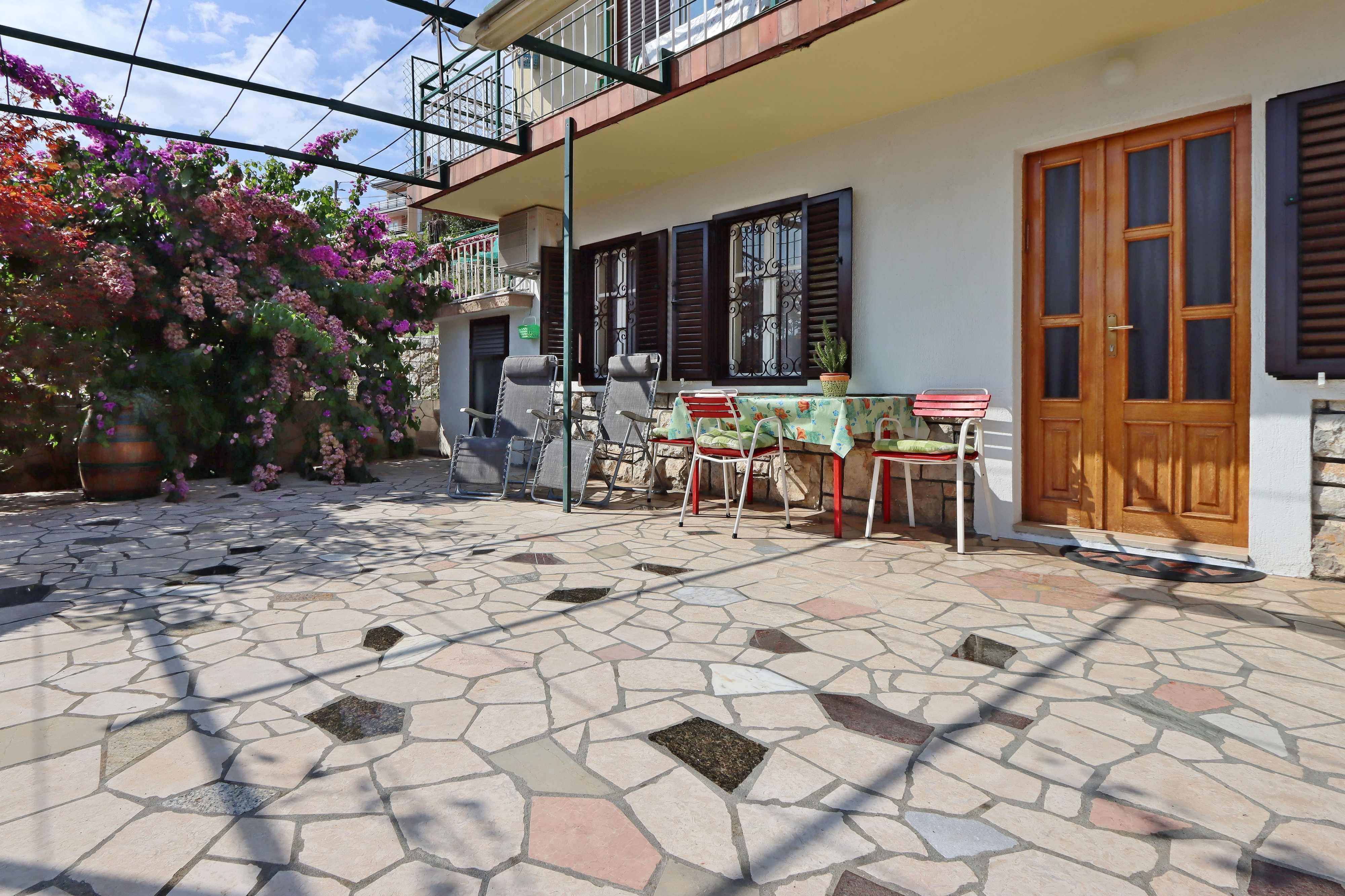 1-Zimmer-Ferienwohnung mit Terrasse und Meerblick Icici (Opatija) A-77